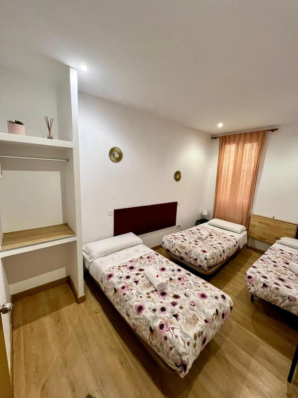 Bedroom, Bed in Hostal La Casa de La Plaza