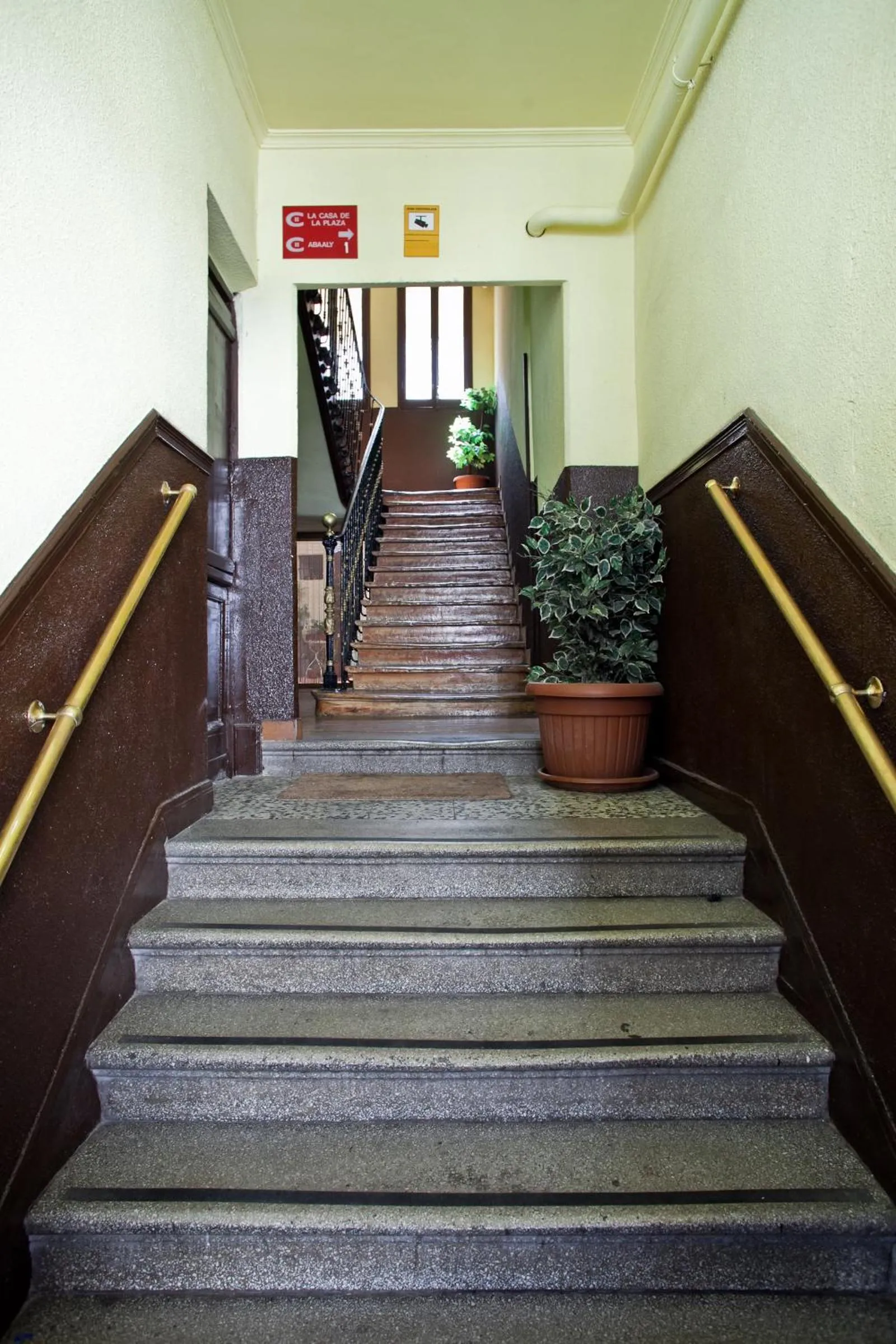 Lobby or reception in Hostal La Casa de La Plaza