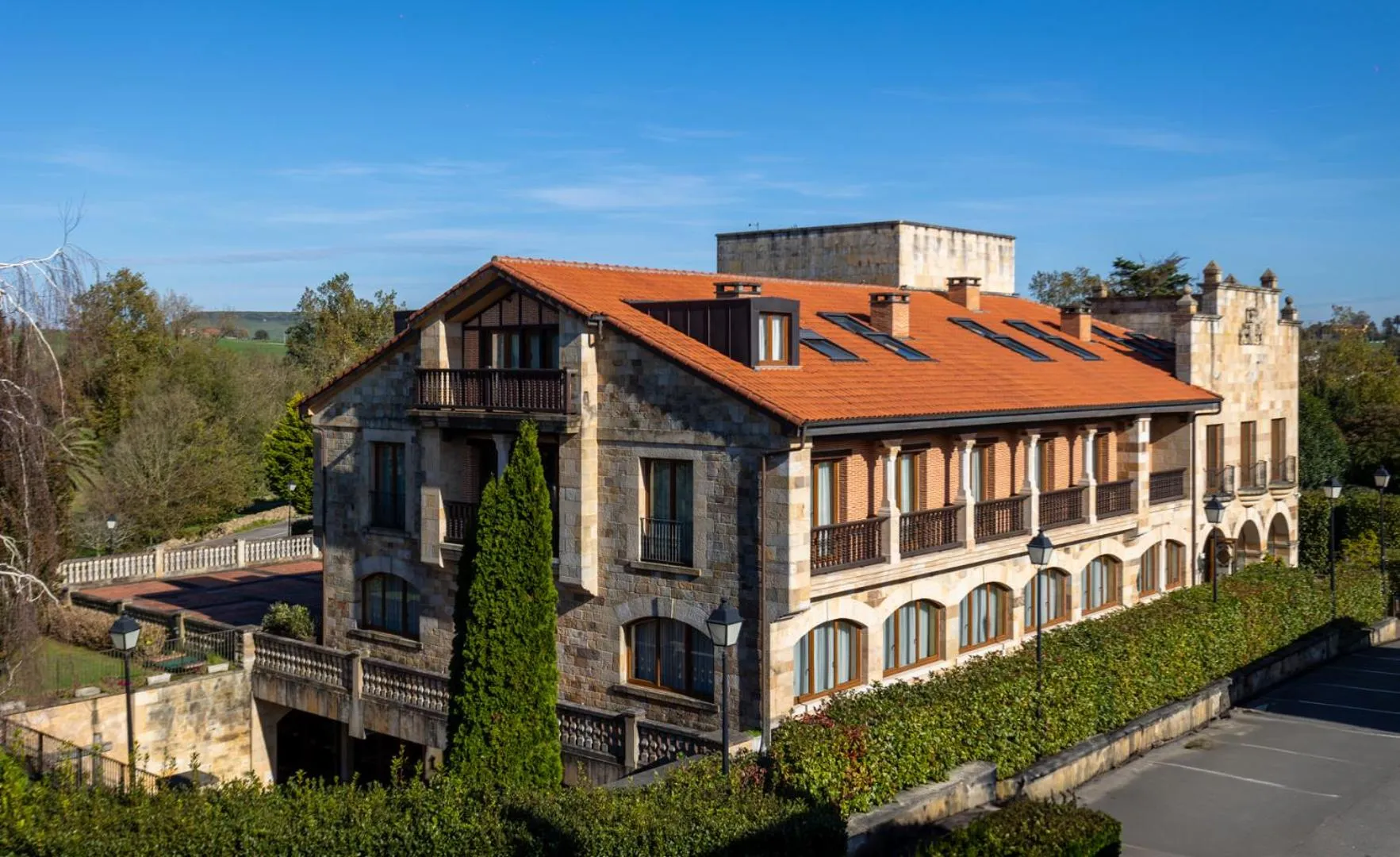 Property building in Hotel Felisa SPA