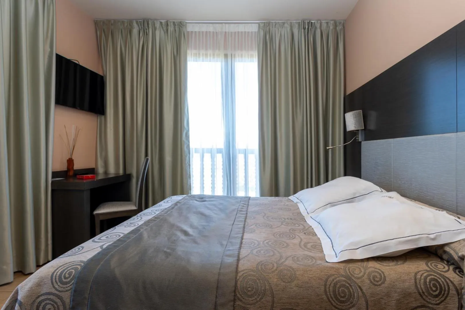 Bed in Hotel Felisa SPA