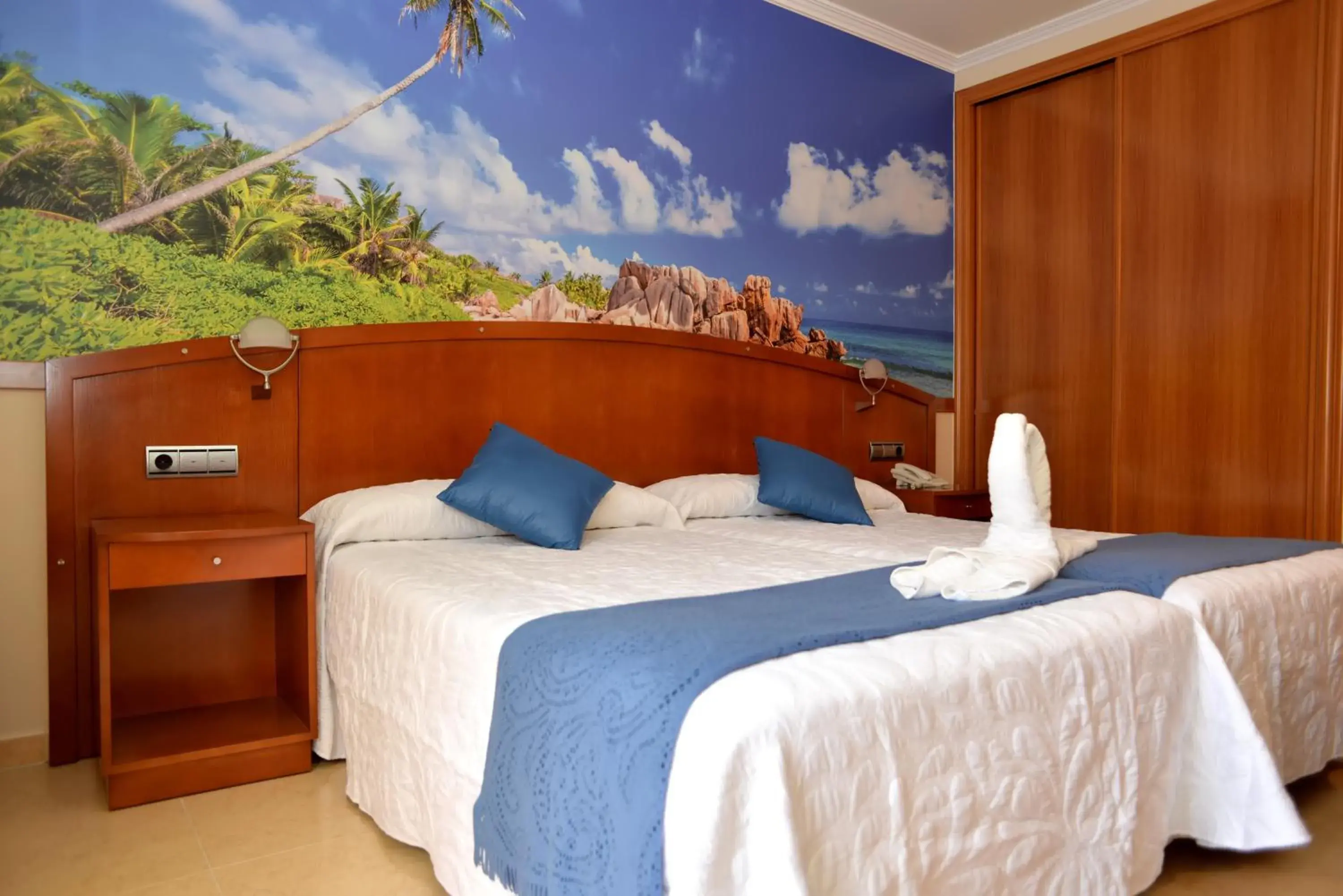 Double Room with Terrace Premium in Hotel Portonovo Double Room with Terrace Premium in Hotel Portonovo