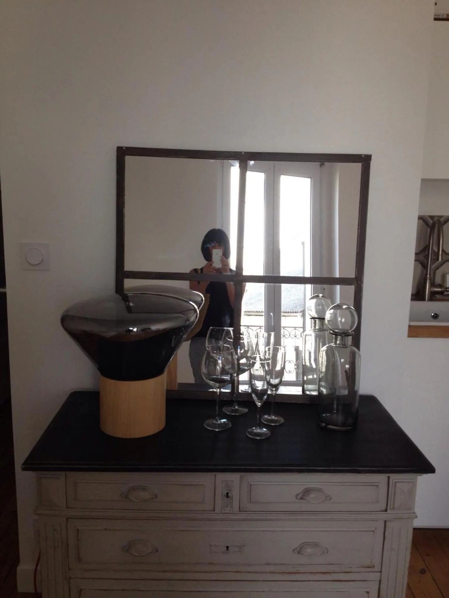 Decorative detail in Appartements de Jules & Victoire