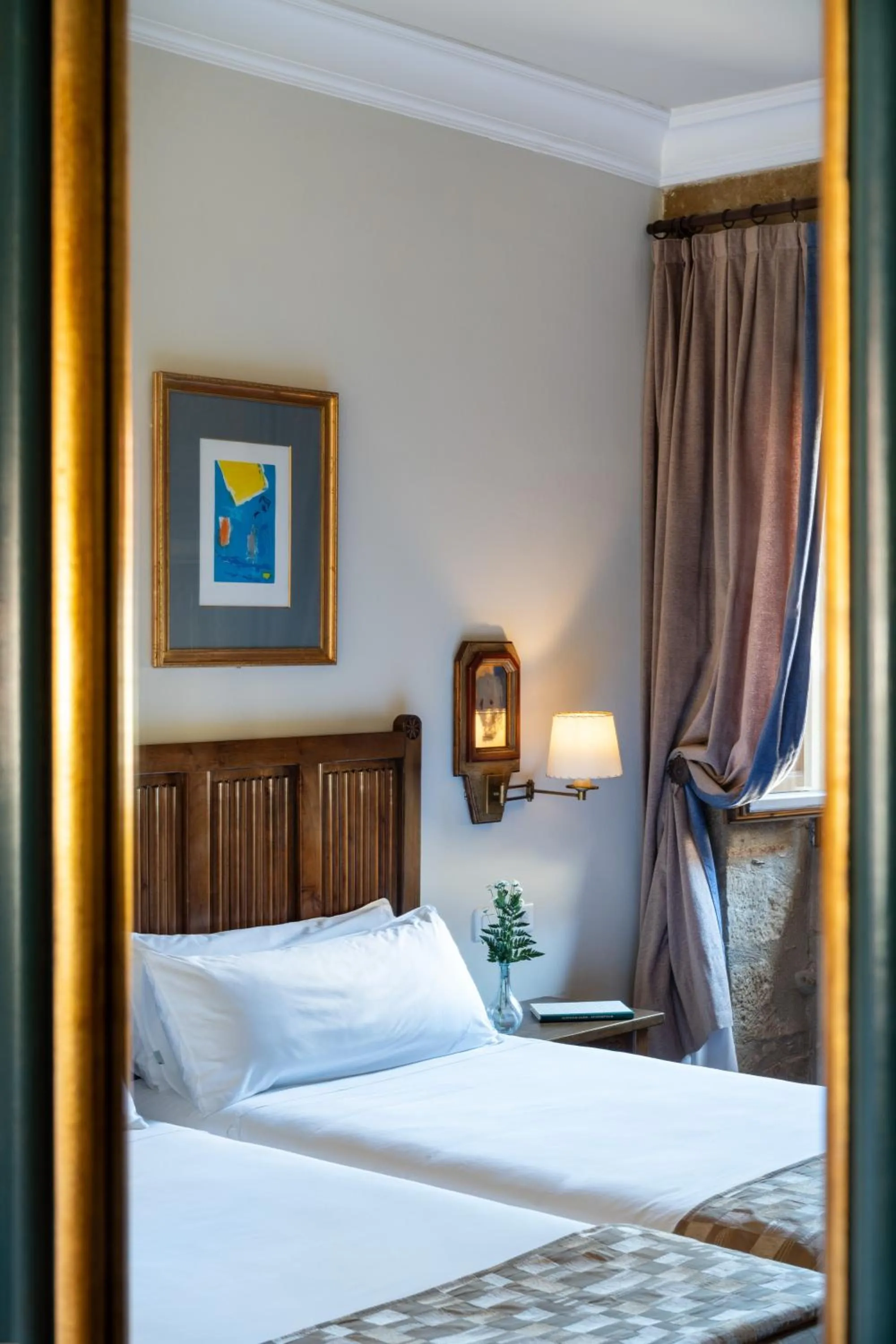 Bed in Parador de Sto. Domingo Bernardo de Fresneda