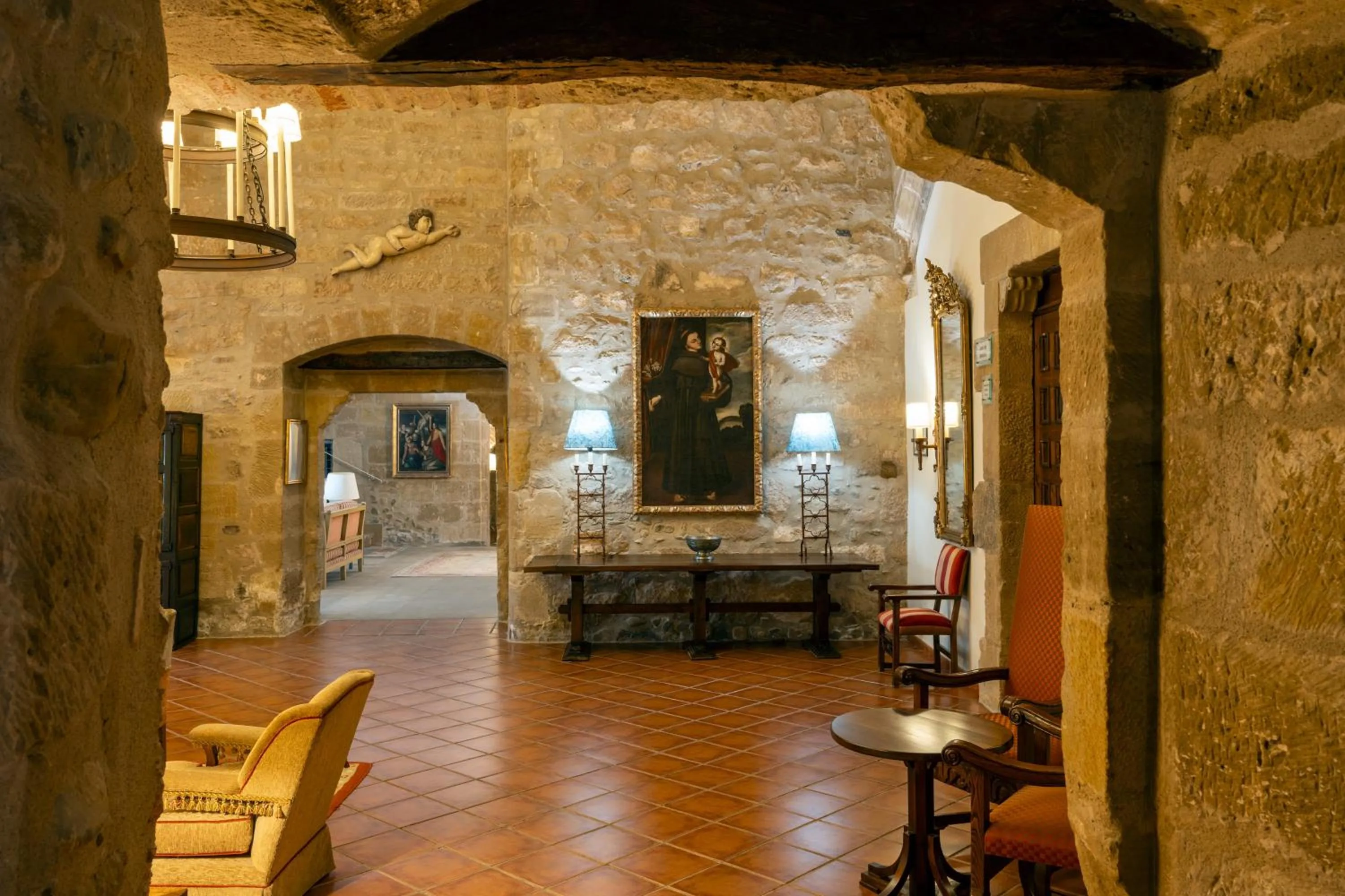 Living room in Parador de Sto. Domingo Bernardo de Fresneda