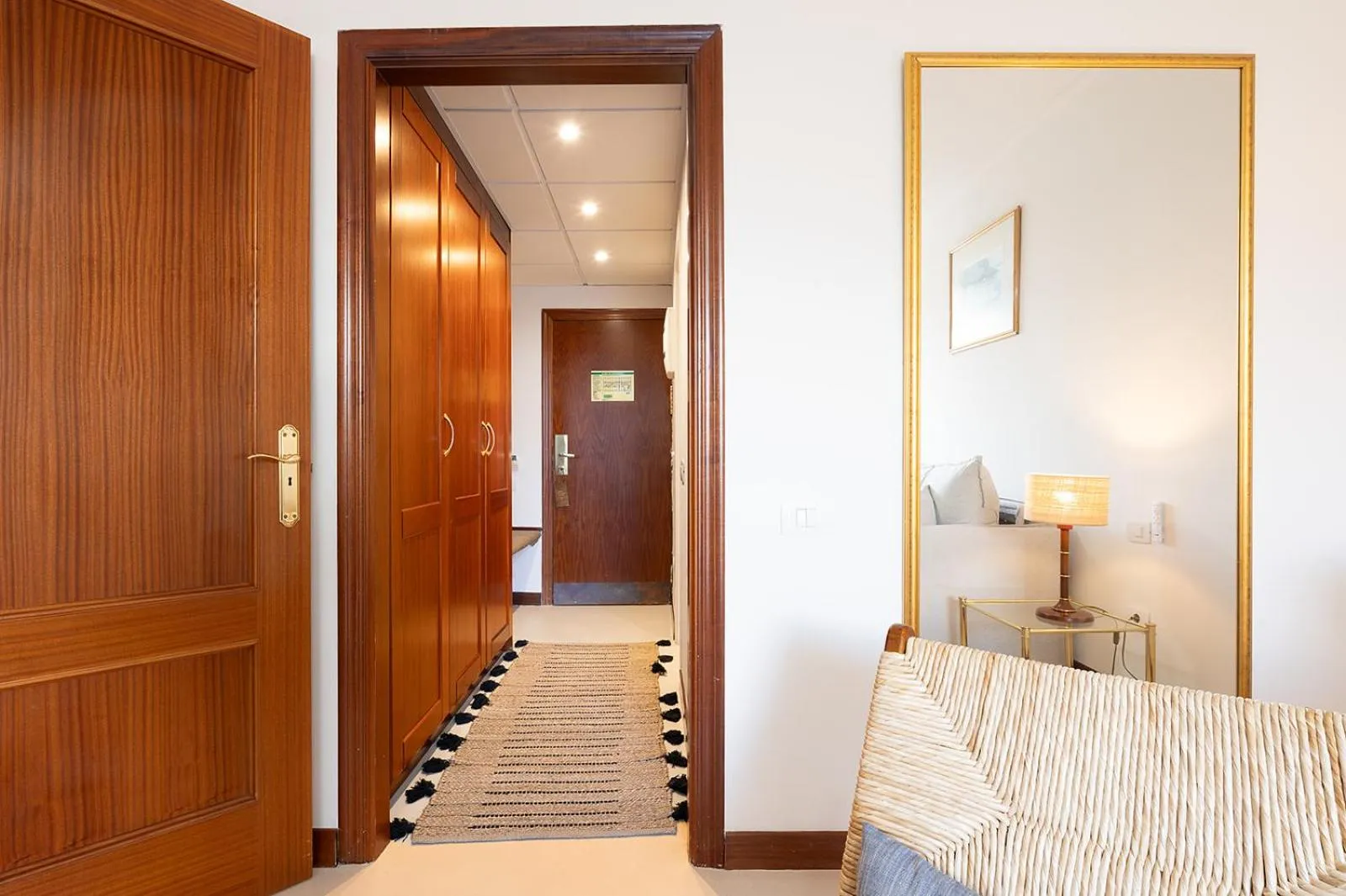 wardrobe, Bed in Precise Resort Tenerife