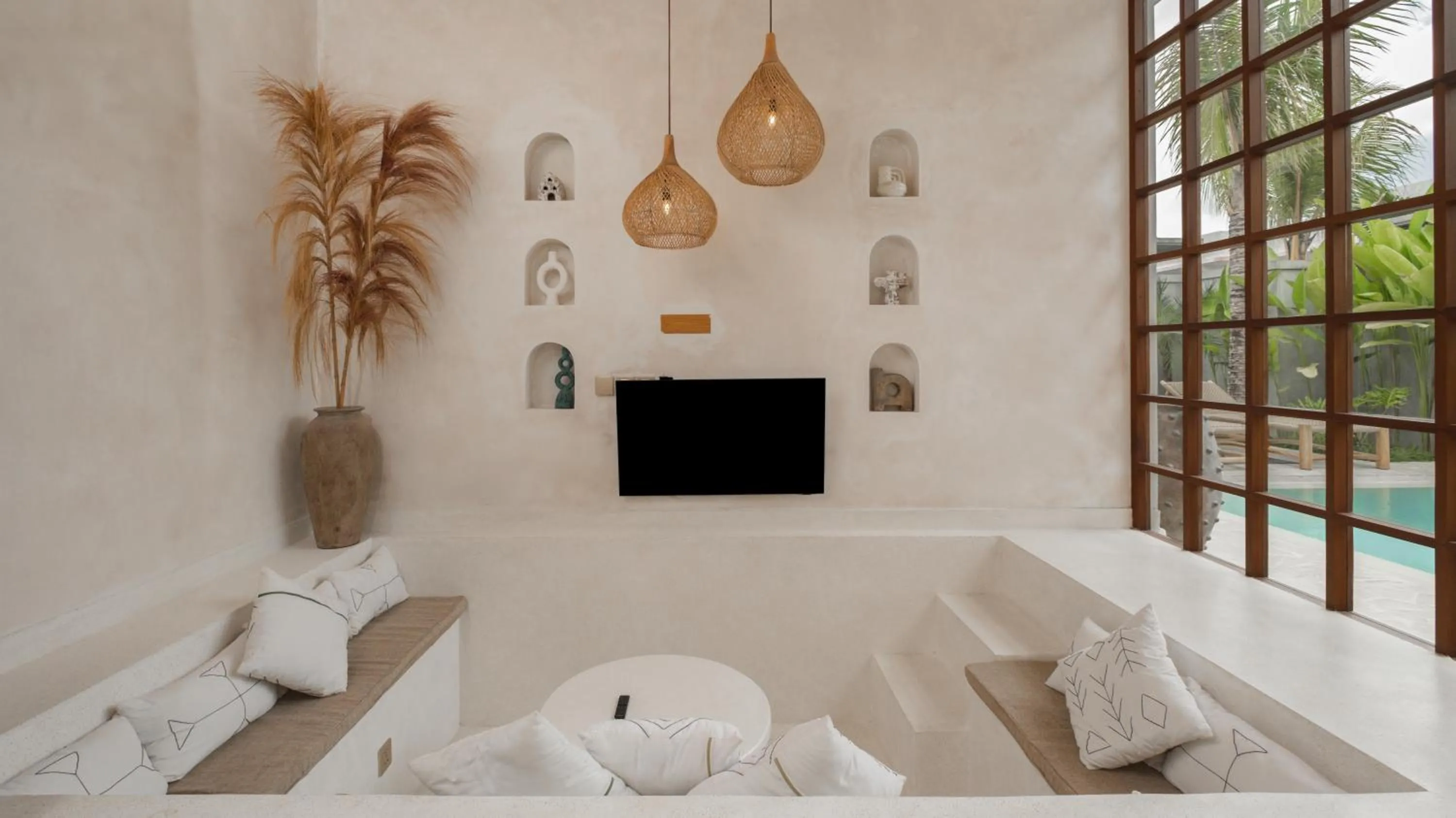 TV and multimedia in Nick Villas by Villa Finder