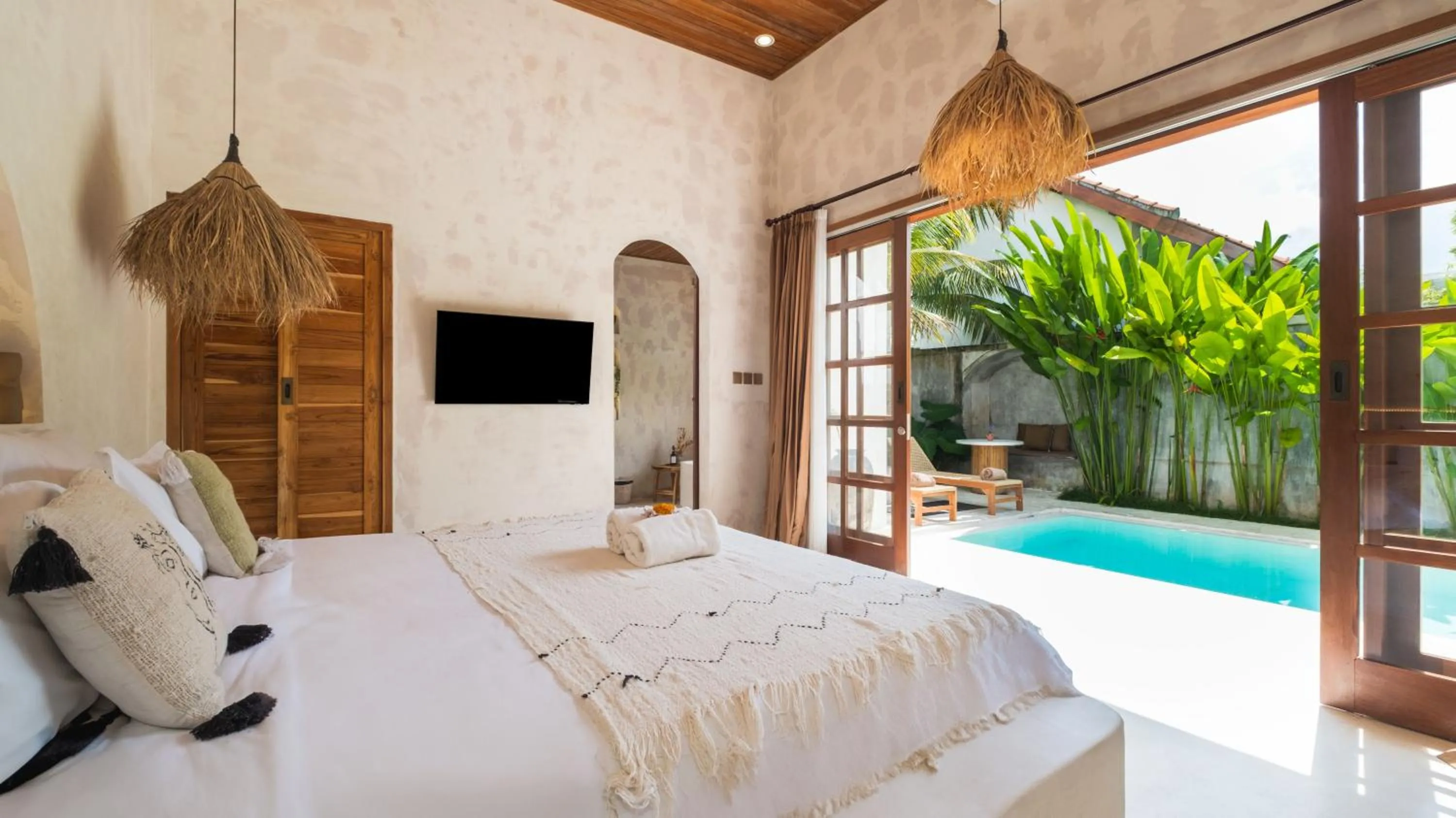 Nick Villas by Villa Finder