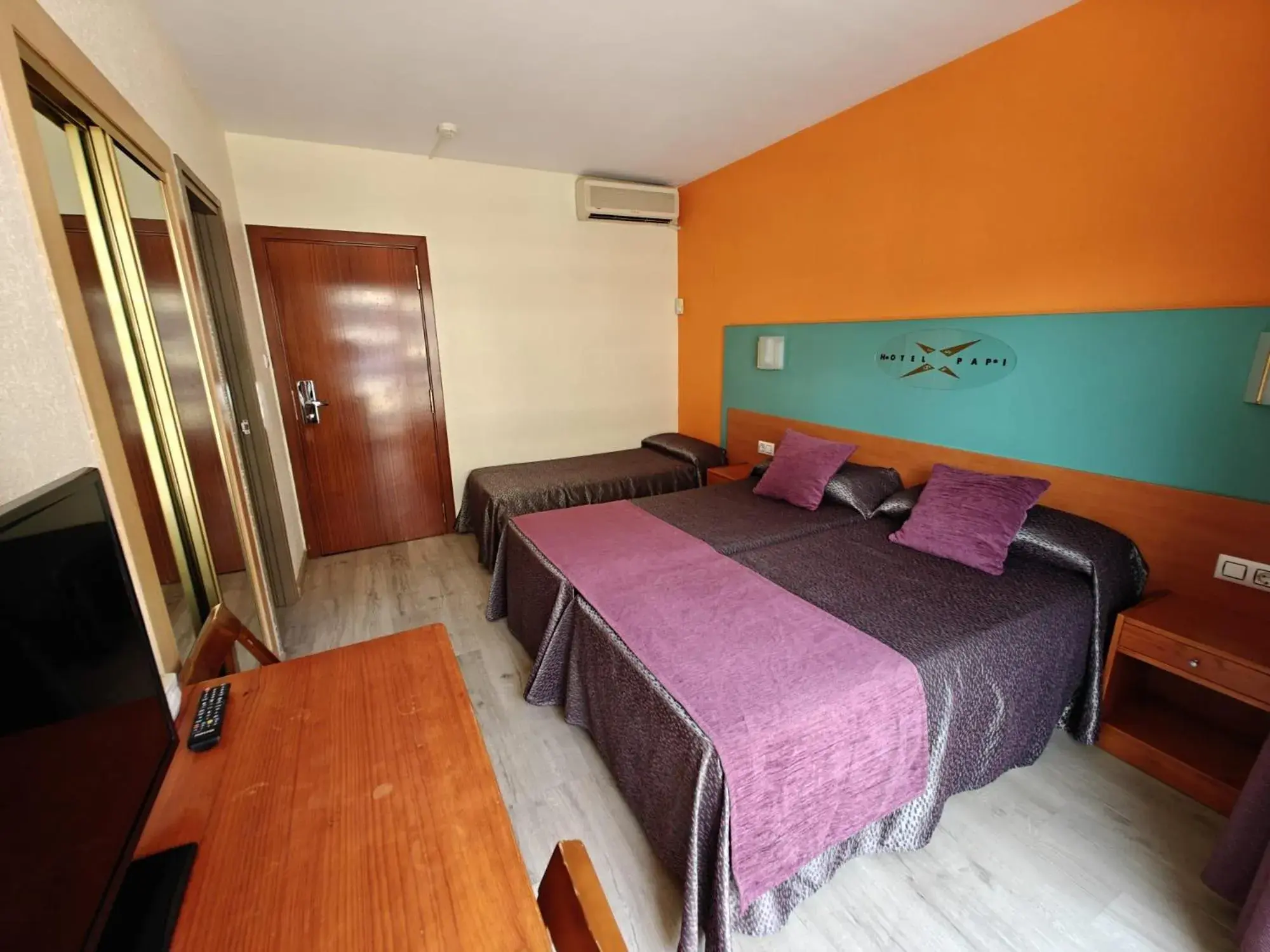 Bed in Hotel Papi Bed in Hotel Papi