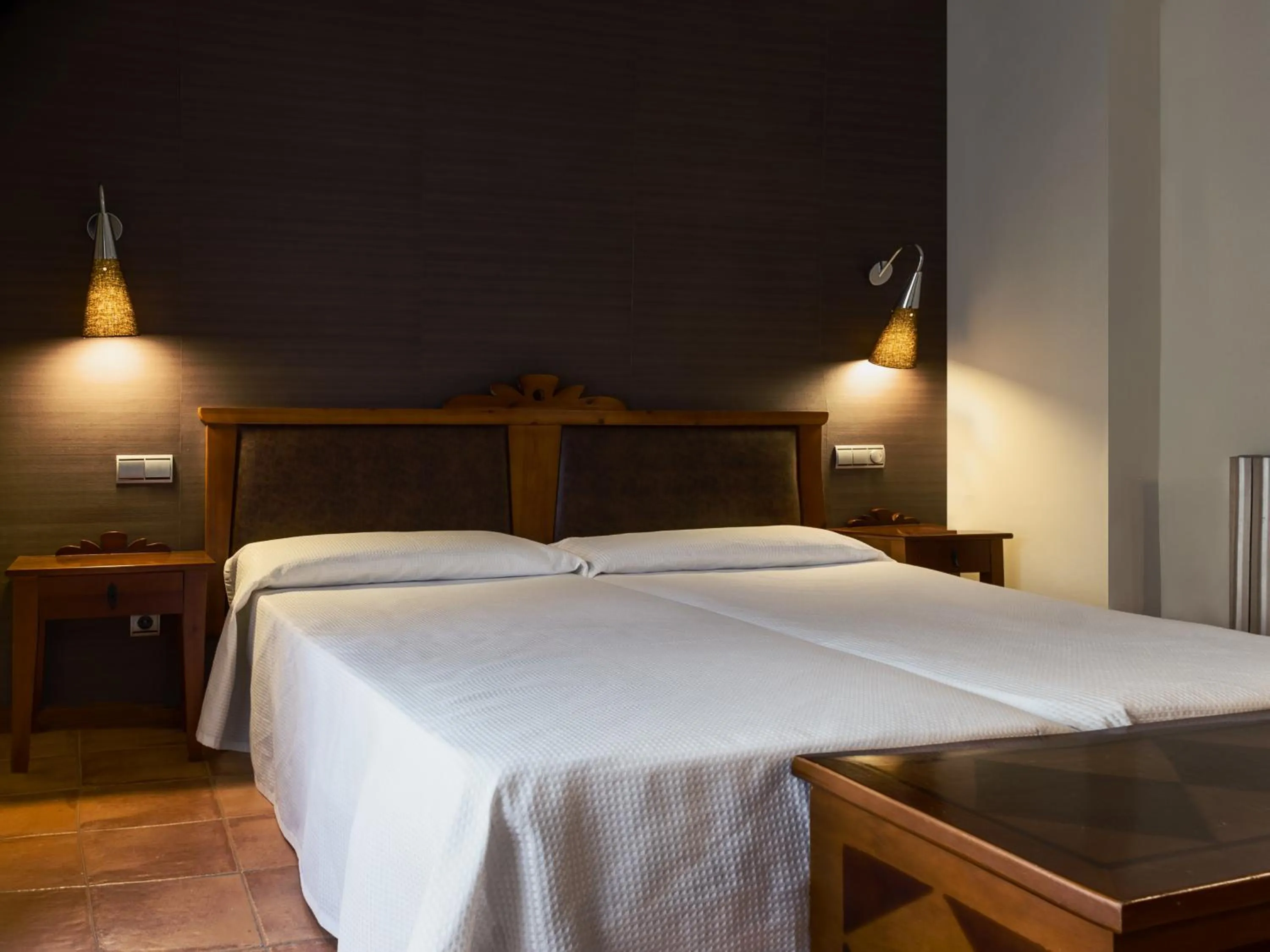 Bedroom in Hospederia de Loarre