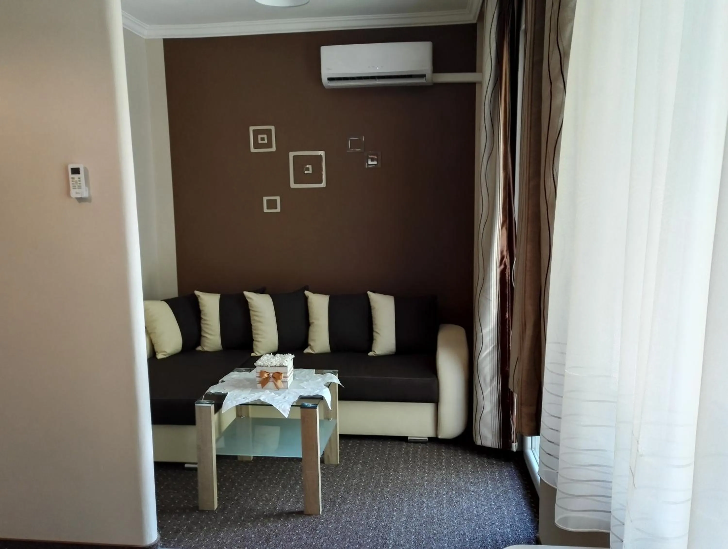 Adél Apartman