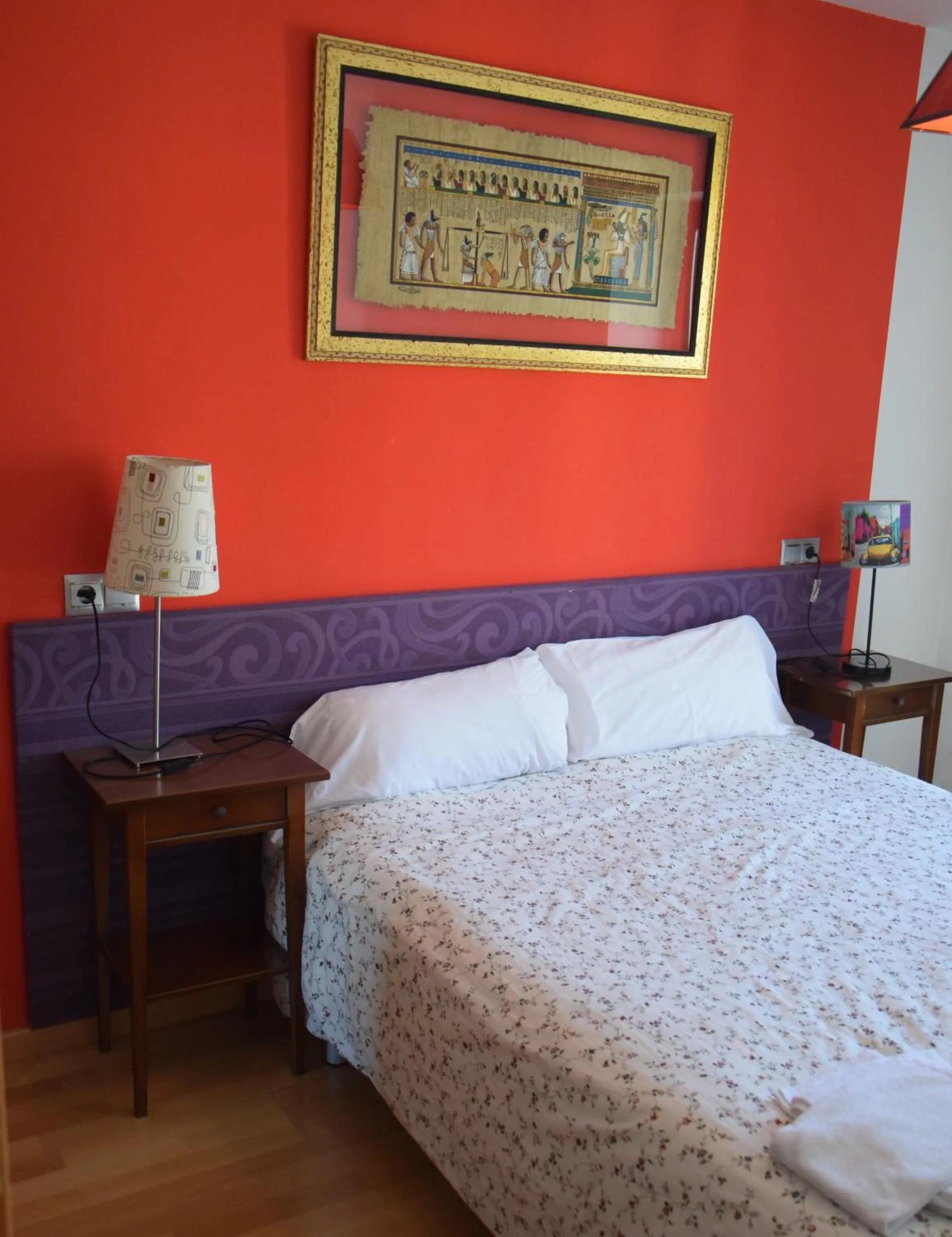 Bed in Apartamentos Zaragoza Coso