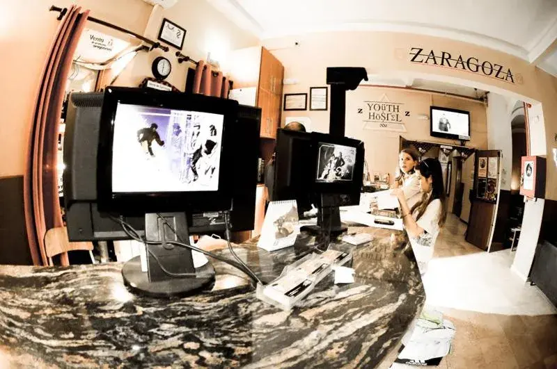 Lobby or reception in Be Zaragoza Hostel Lobby or reception in Be Zaragoza Hostel