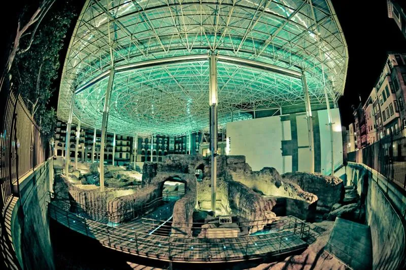 Decorative detail in Be Zaragoza Hostel