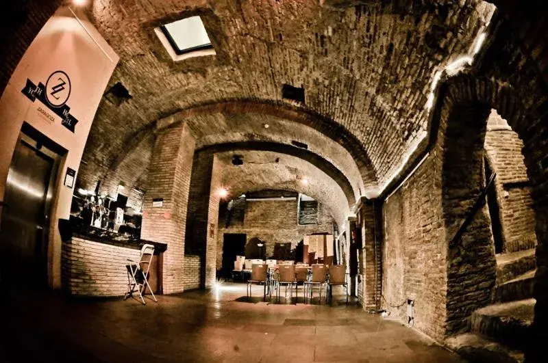 Lounge or bar in Be Zaragoza Hostel Lounge or bar in Be Zaragoza Hostel