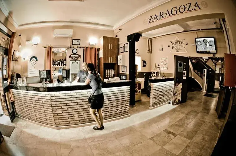 Lobby or reception in Be Zaragoza Hostel Lobby or reception in Be Zaragoza Hostel
