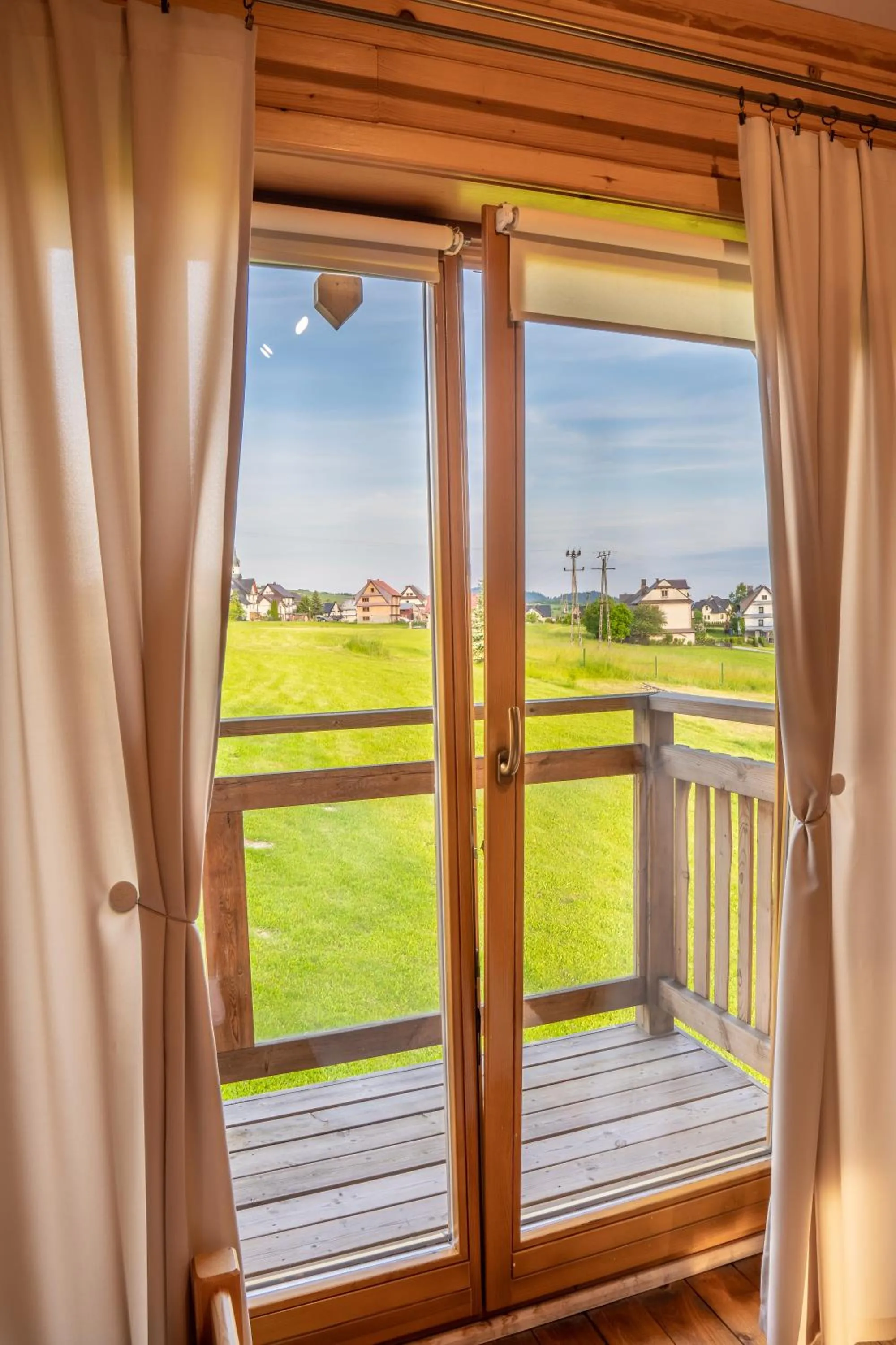 Balcony/Terrace in Pocztówka z Mizernej, domki z widokiem na góry, 1 km od Velo Czorsztyn, Jezioro Czorsztyńskie, rowery, cisza, spokój