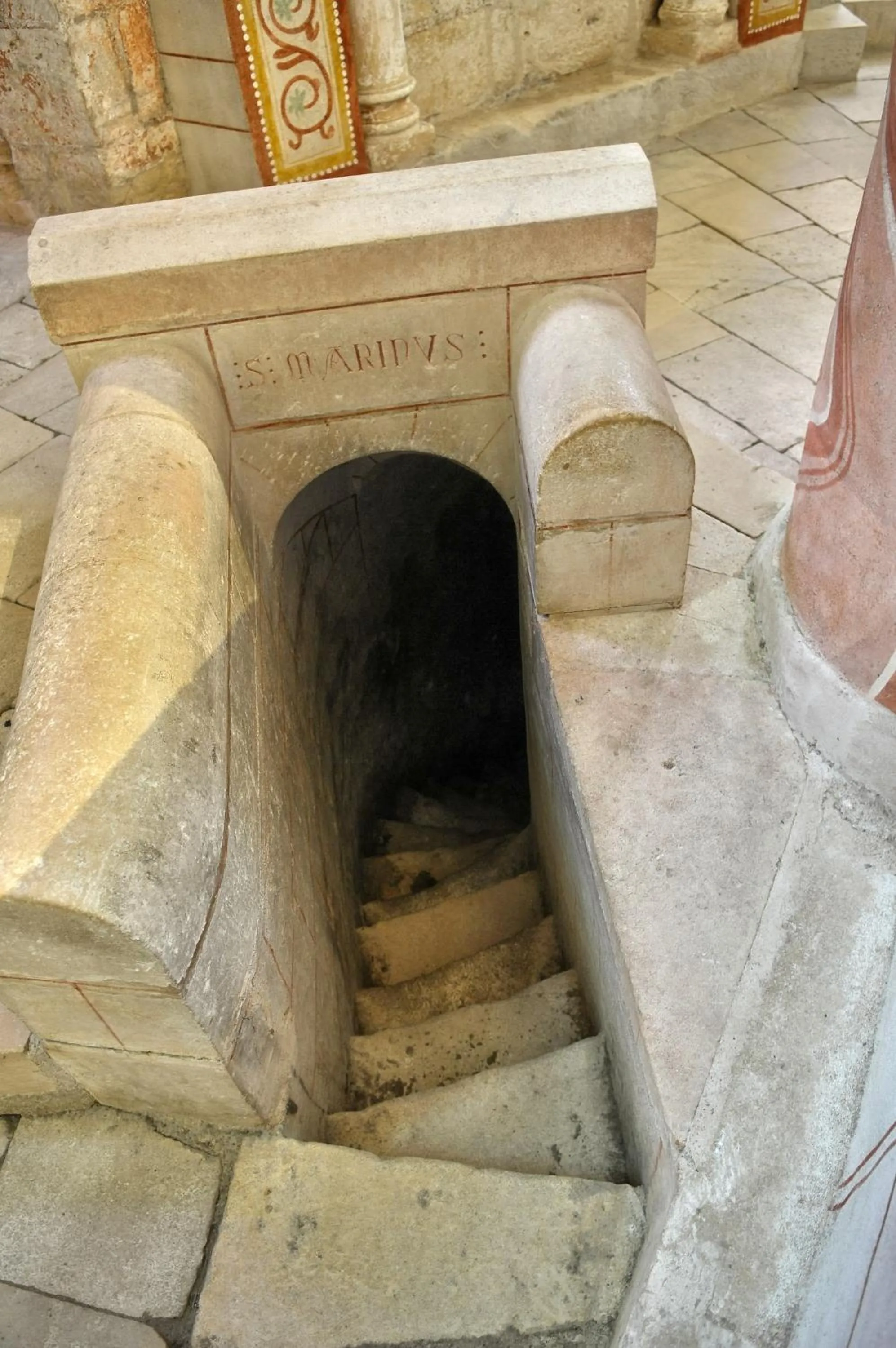 Nearby landmark in Hôtel de France