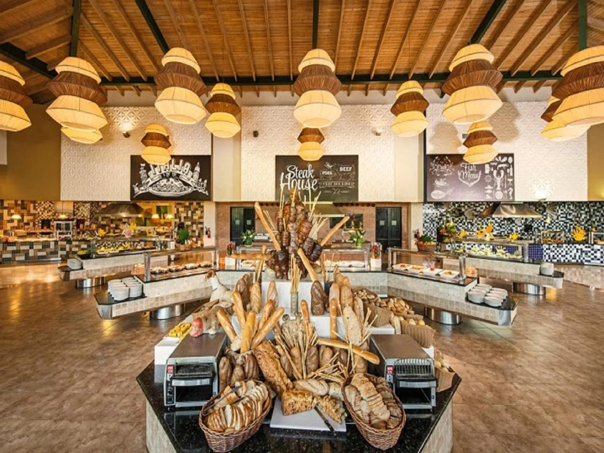 Restaurant/places to eat in Ocean Blue & Sand Beach Resort - All Inclusive