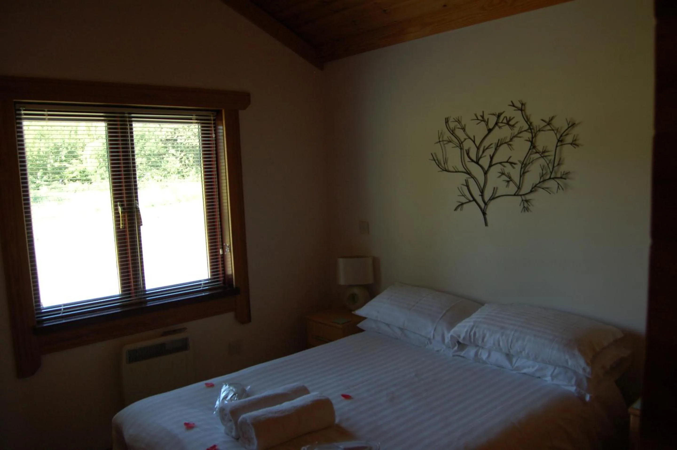 Bedroom in Watermeadow Lakes & Lodges