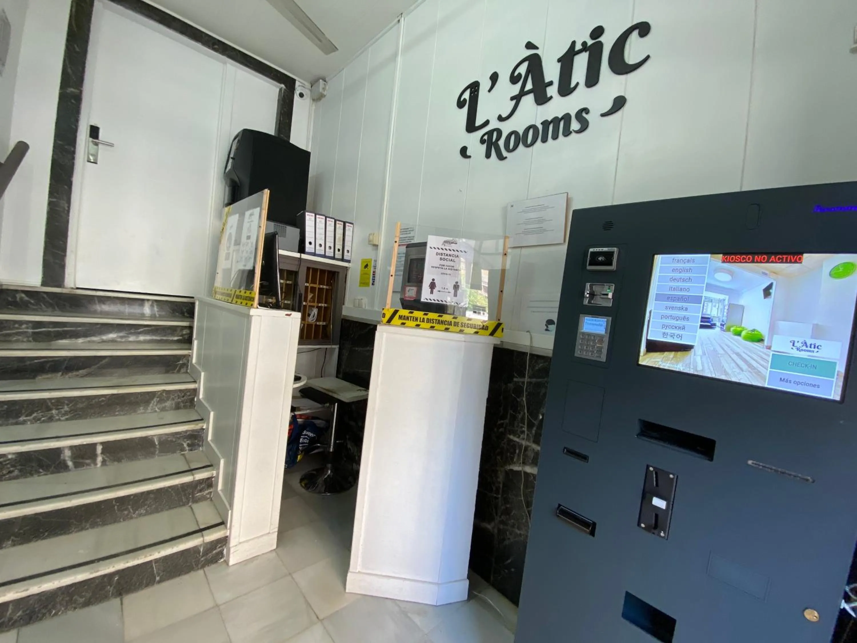Lobby or reception in LÀtic Rooms