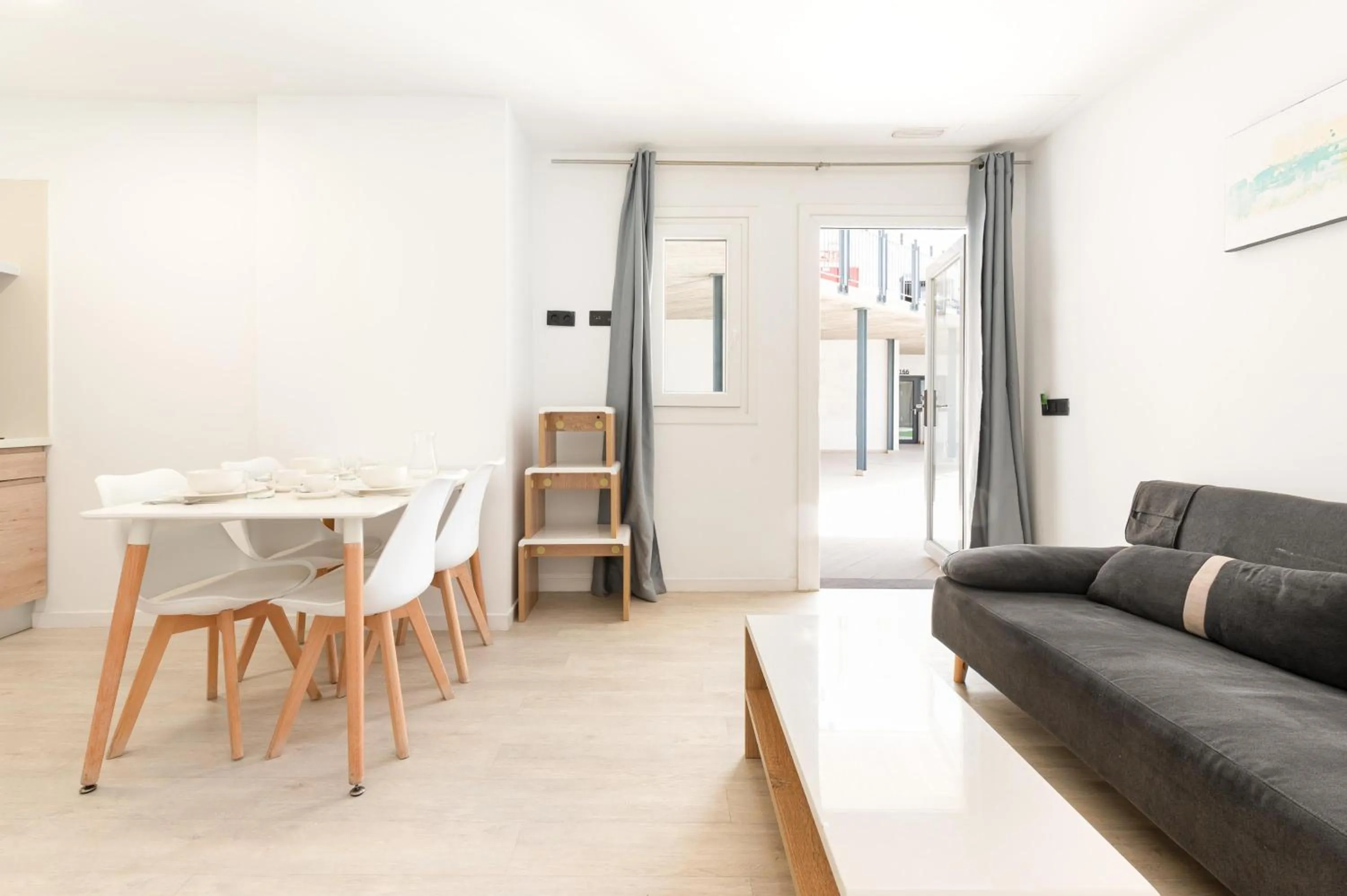 Photo of the whole room in BARRANCO Chic! Apartments by ALEGRIA