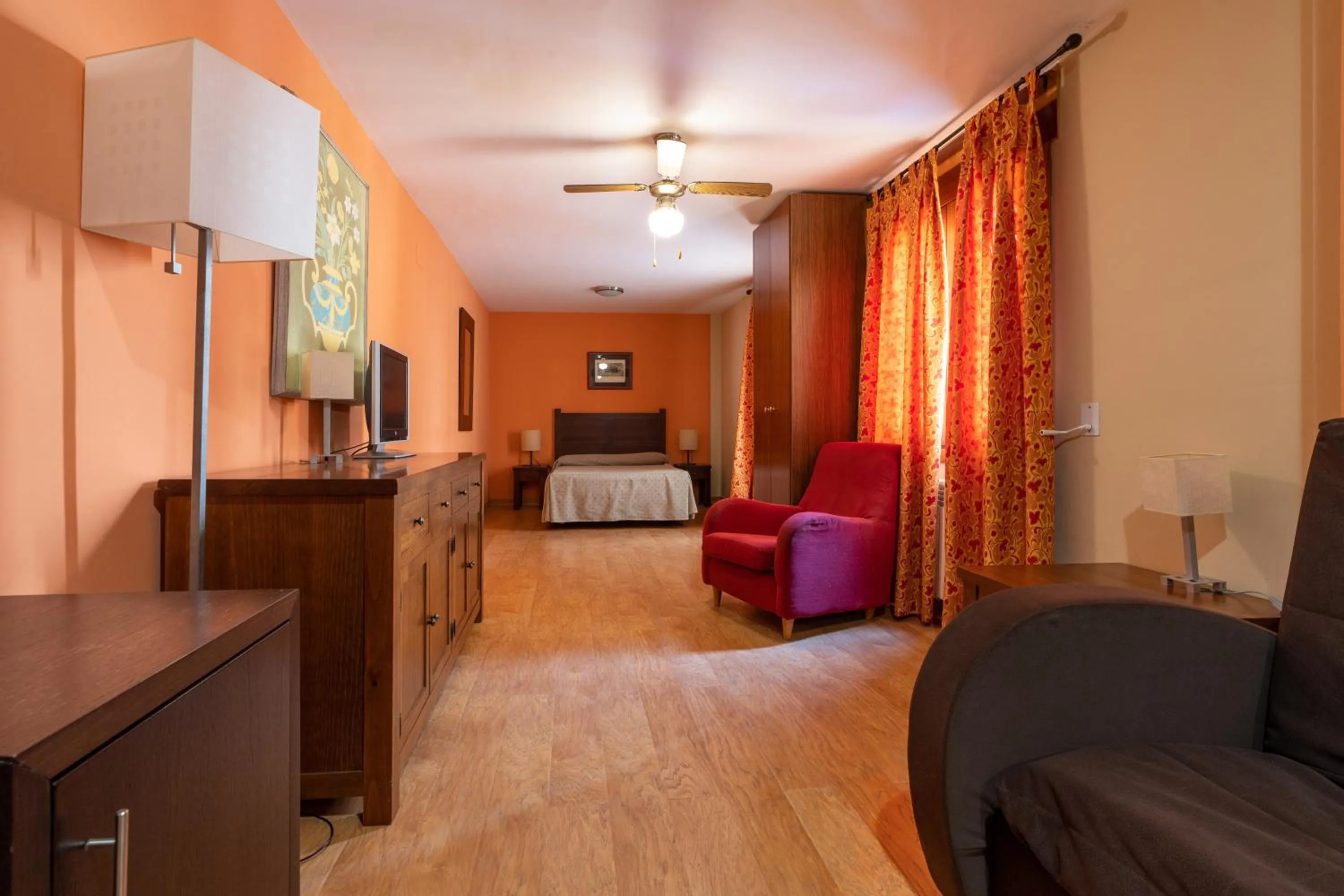 Double Room in Apartamentos La Trufa Negra