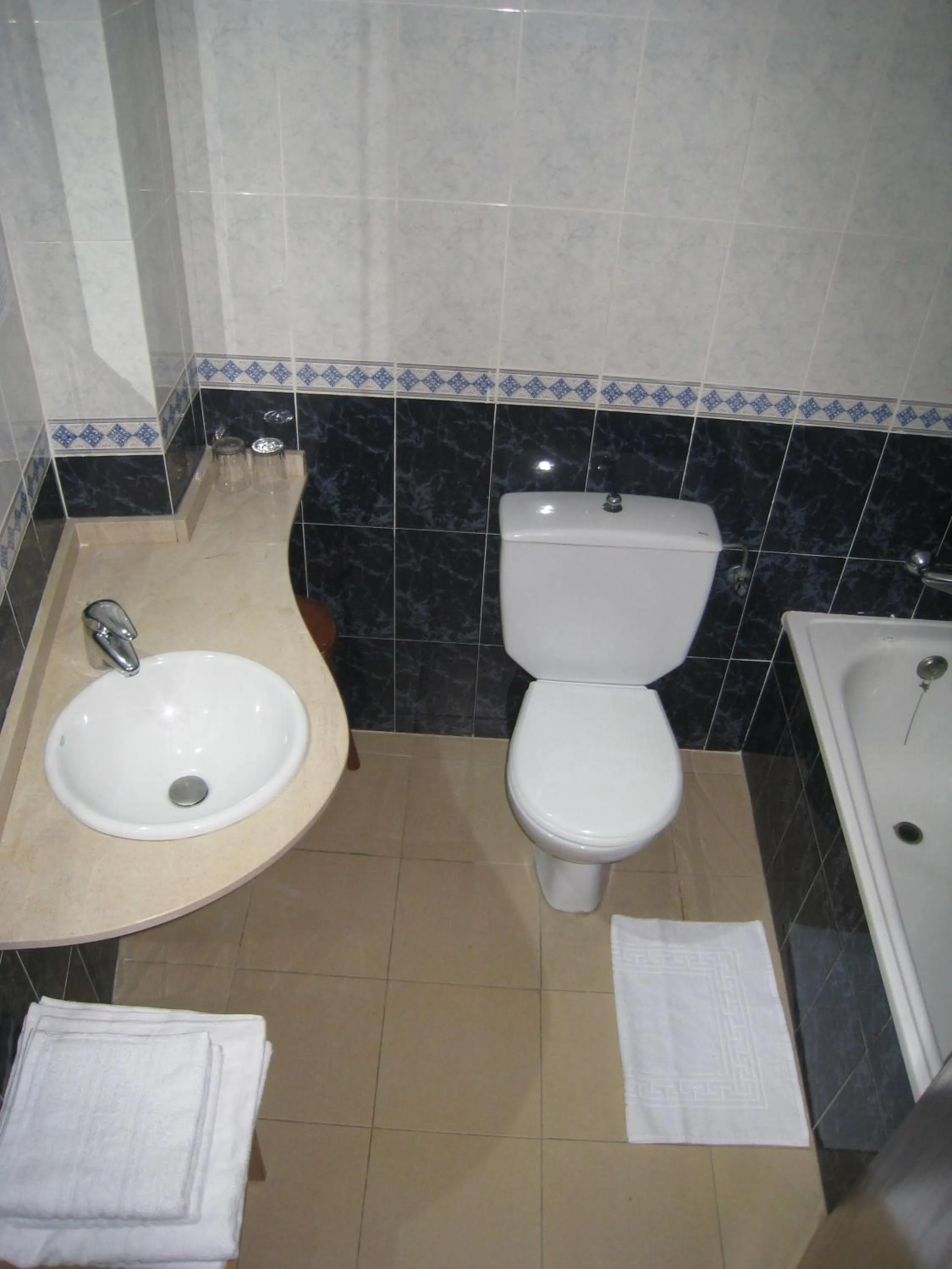 Bathroom in Hotel Hermes