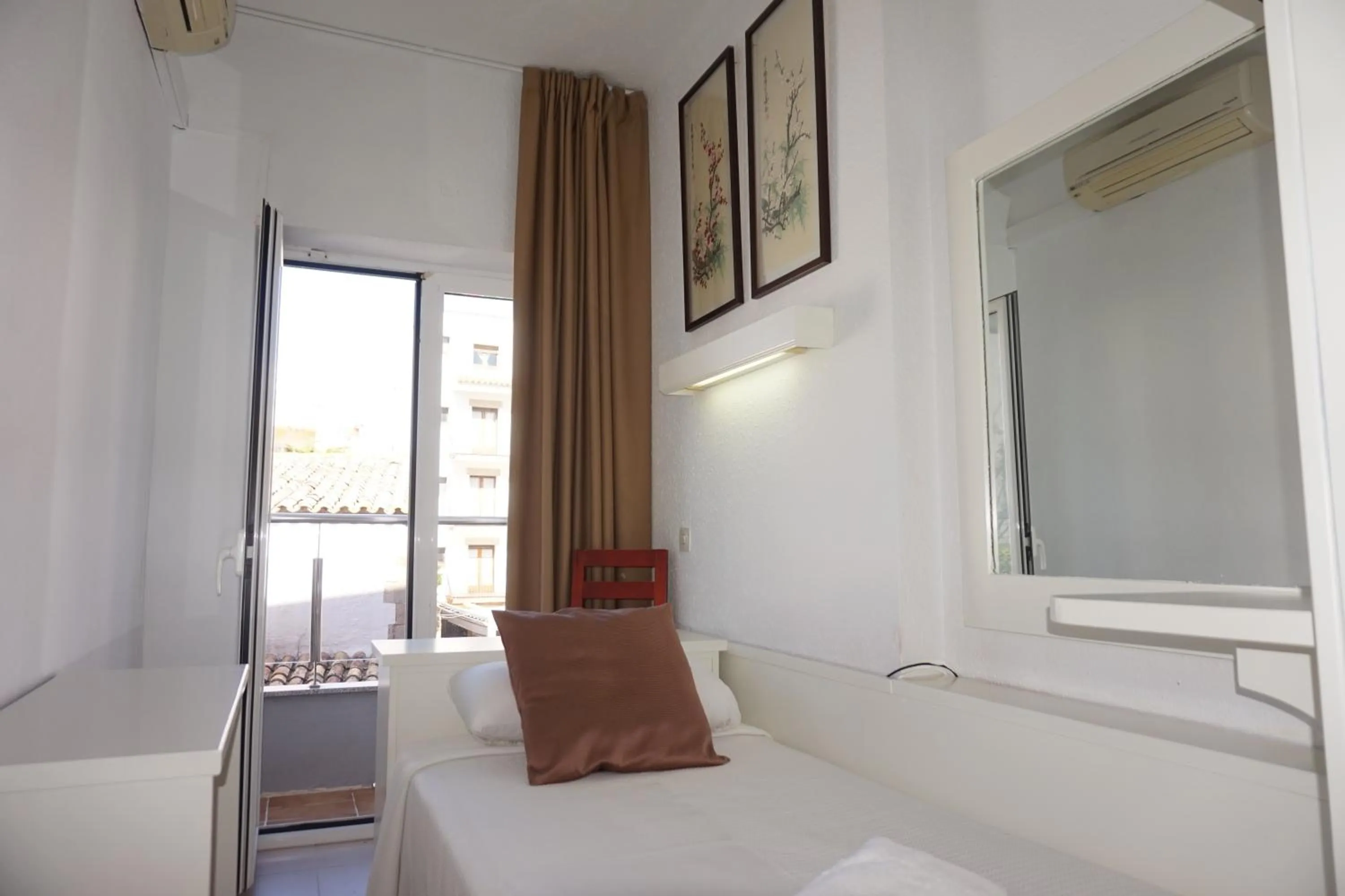 Other, Bed in Hotel Hermes