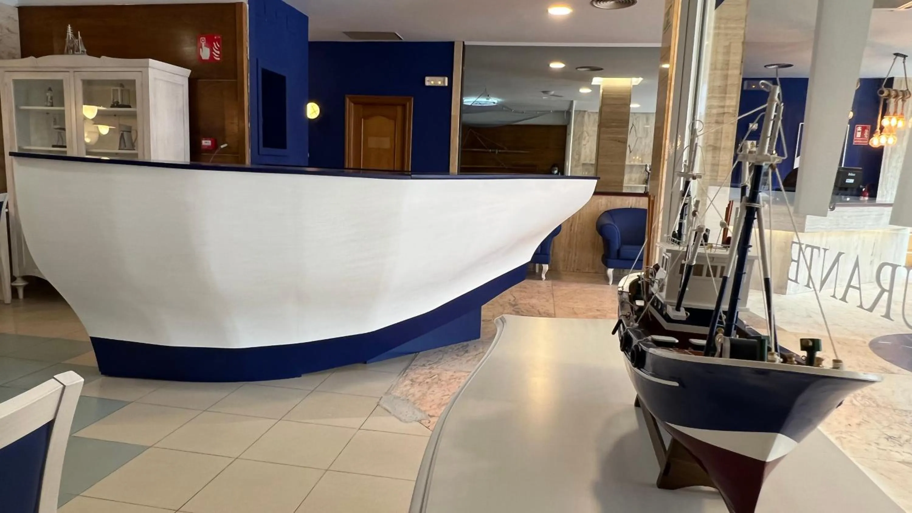 Lobby or reception in Hotel Boutique Arha Villa de Santona