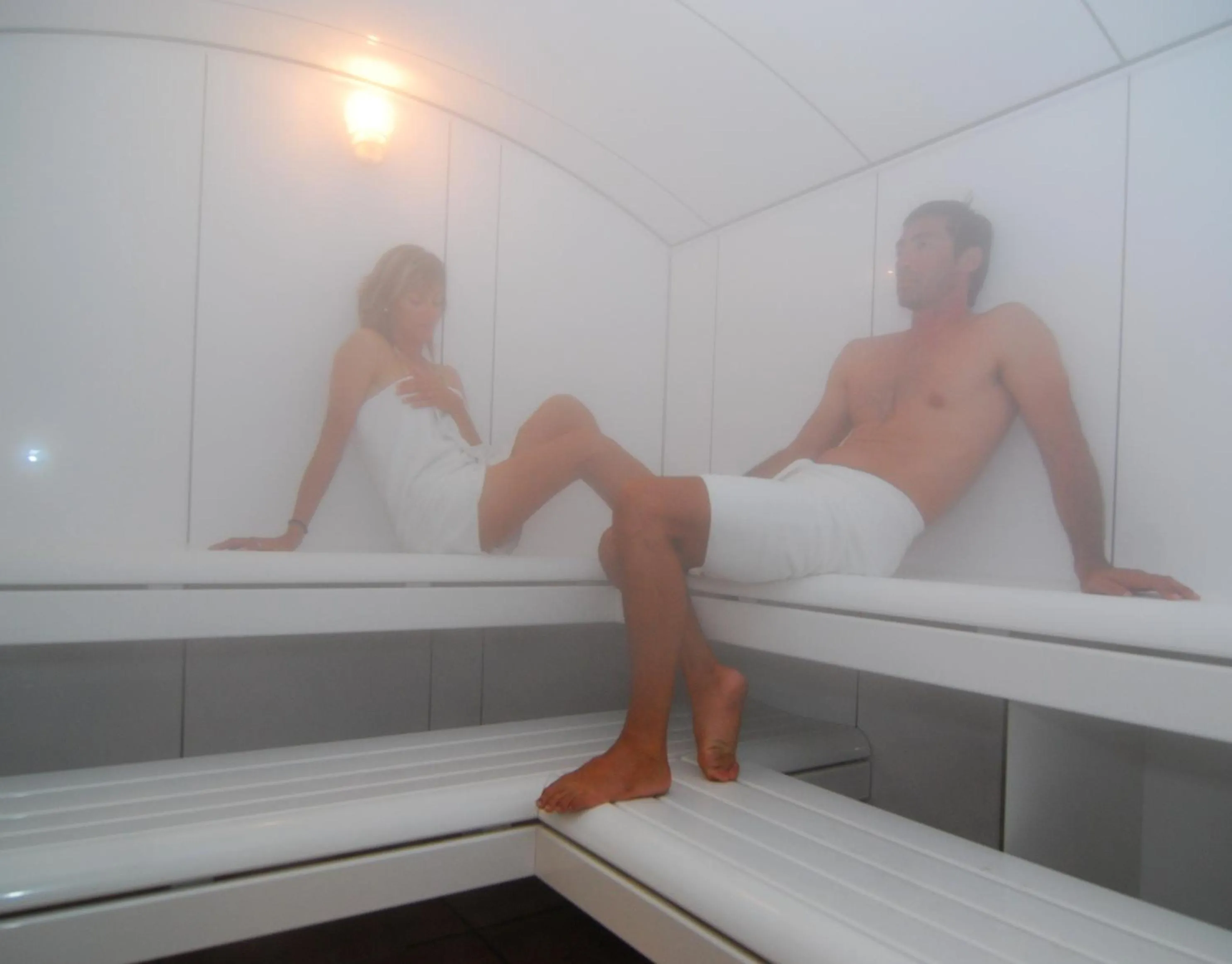 Steam room in Aparthotel Ciutat de Palol