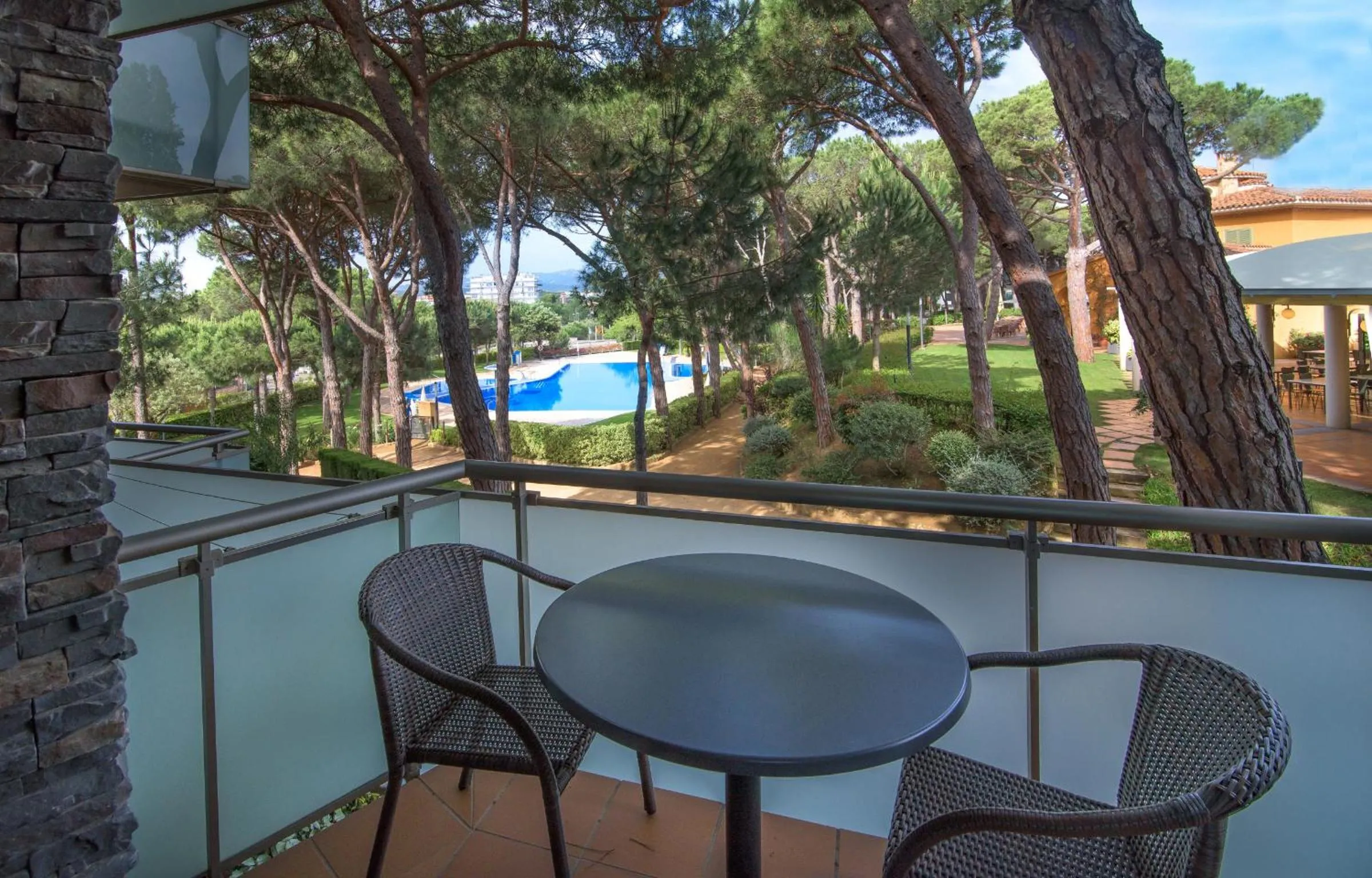 Property building in Aparthotel Ciutat de Palol
