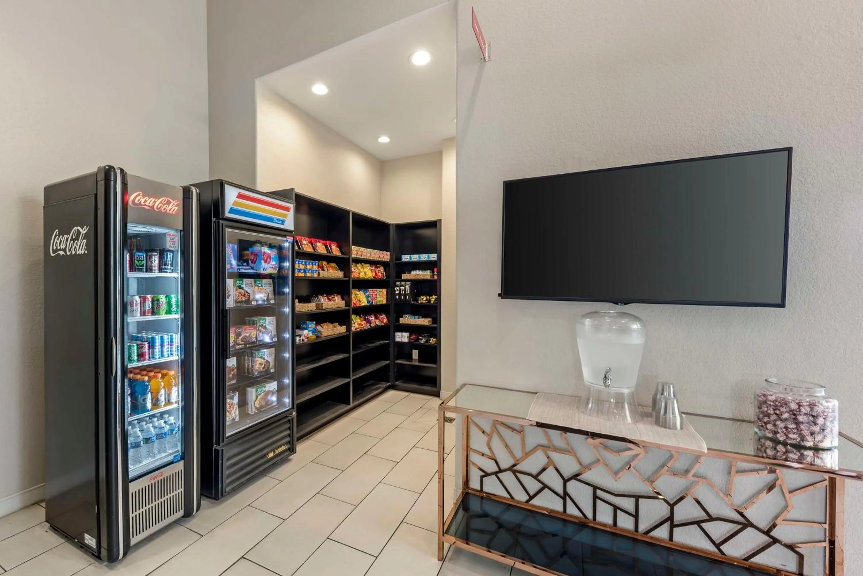 Property building in Best Western Plus Pflugerville Inn & Suites