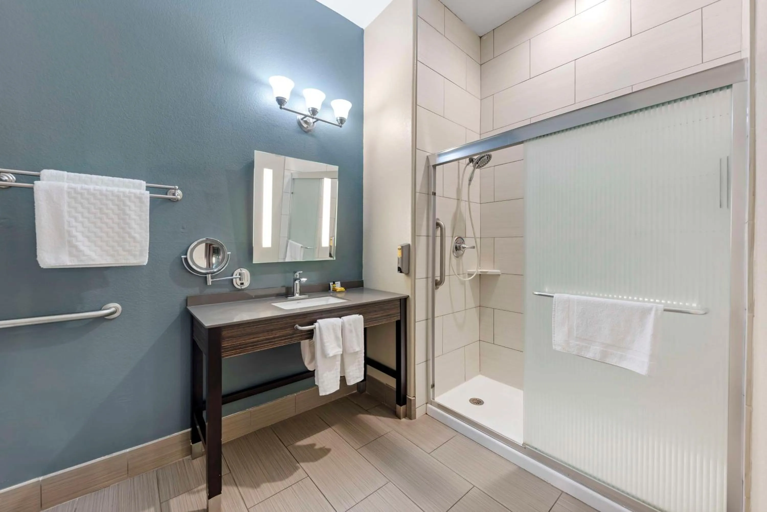 Bathroom in Best Western Plus Pflugerville Inn & Suites