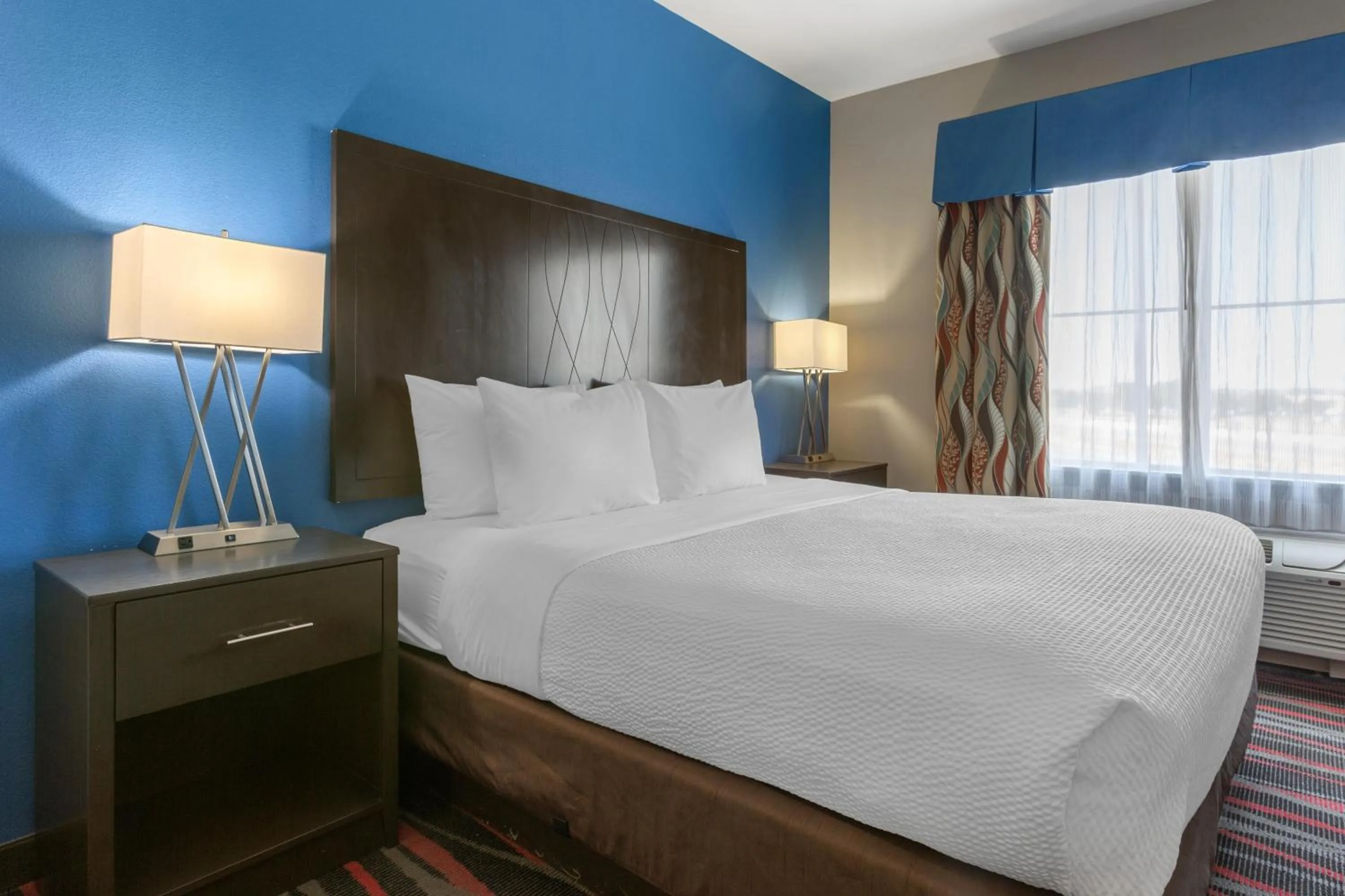 Bedroom, Bed in Best Western Plus Tech Medical Center Inn