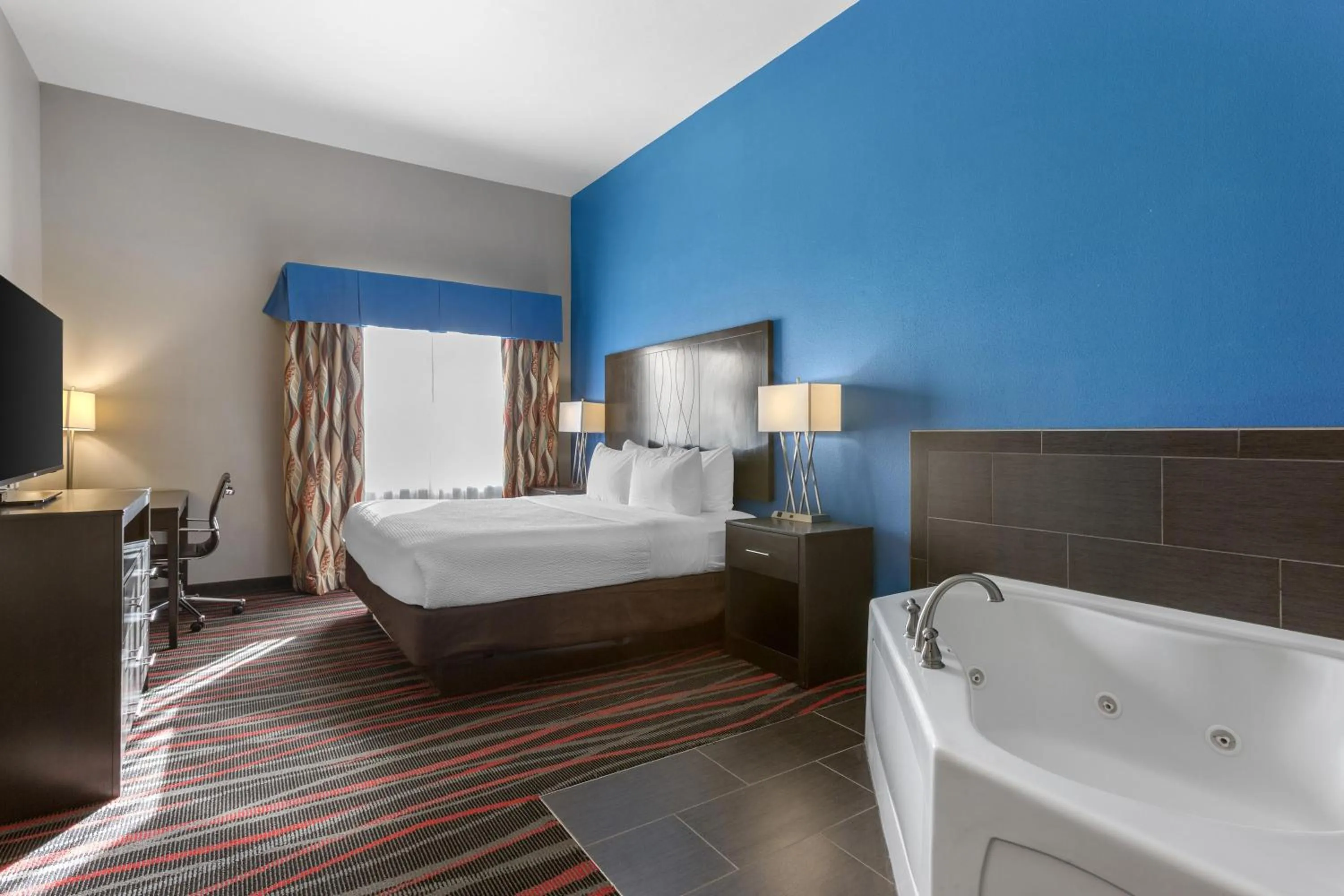 Bedroom, Bed in Best Western Plus Tech Medical Center Inn