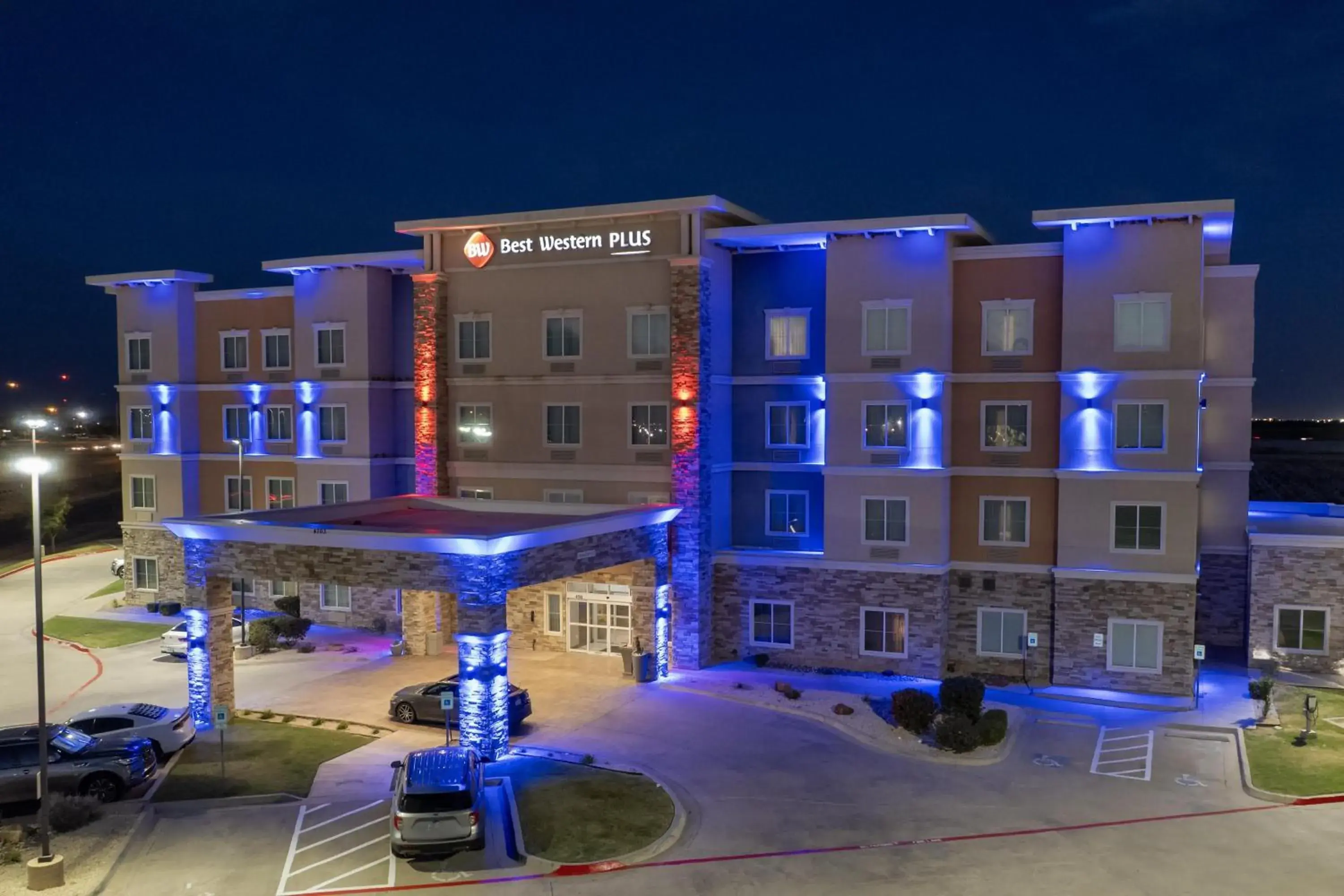Property building in Best Western Plus Tech Medical Center Inn Property building in Best Western Plus Tech Medical Center Inn