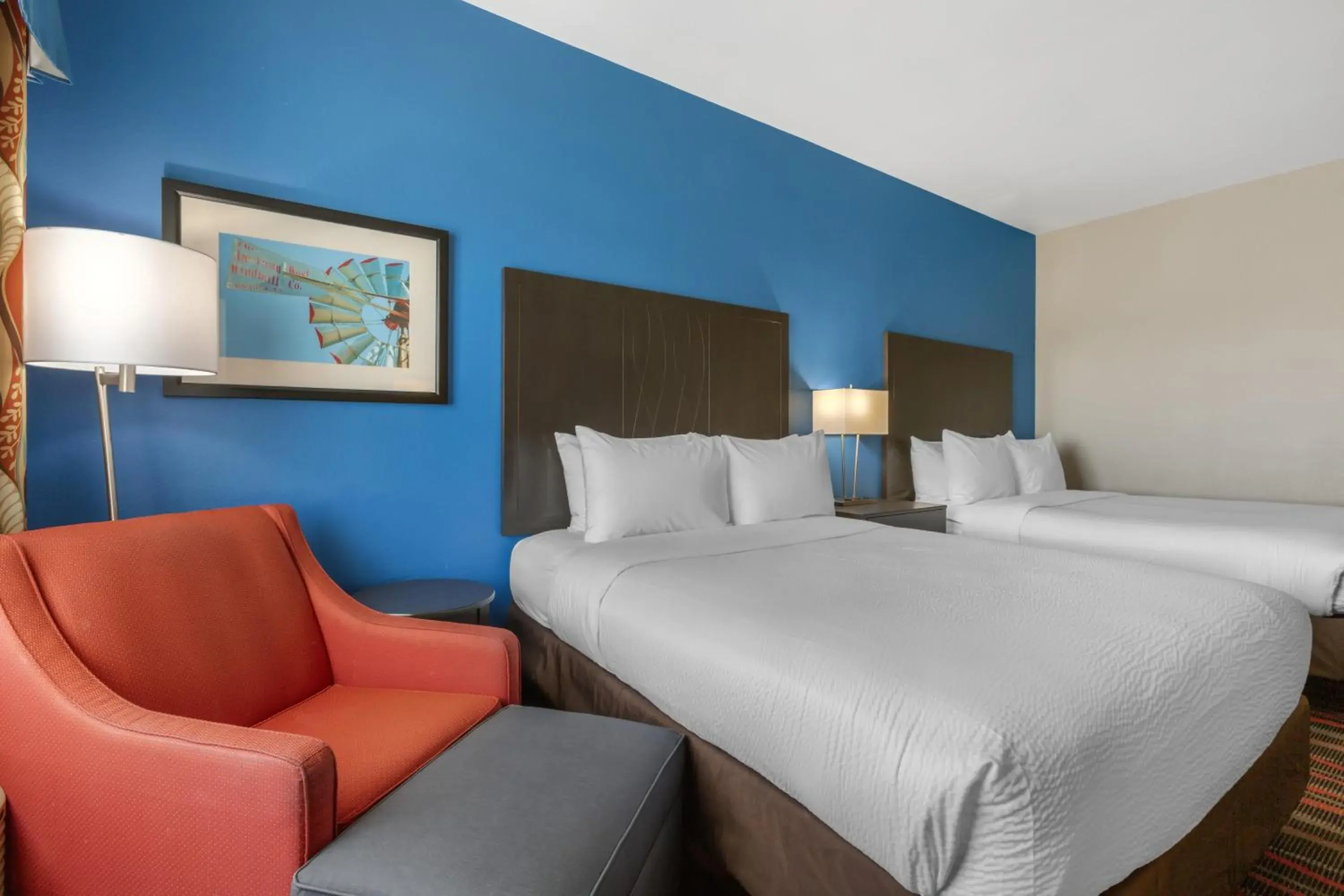 Queen Room with Two Queen Beds and Bath Tub - Disability Access in Best Western Plus Tech Medical Center Inn Queen Room with Two Queen Beds and Bath Tub - Disability Access in Best Western Plus Tech Medical Center Inn