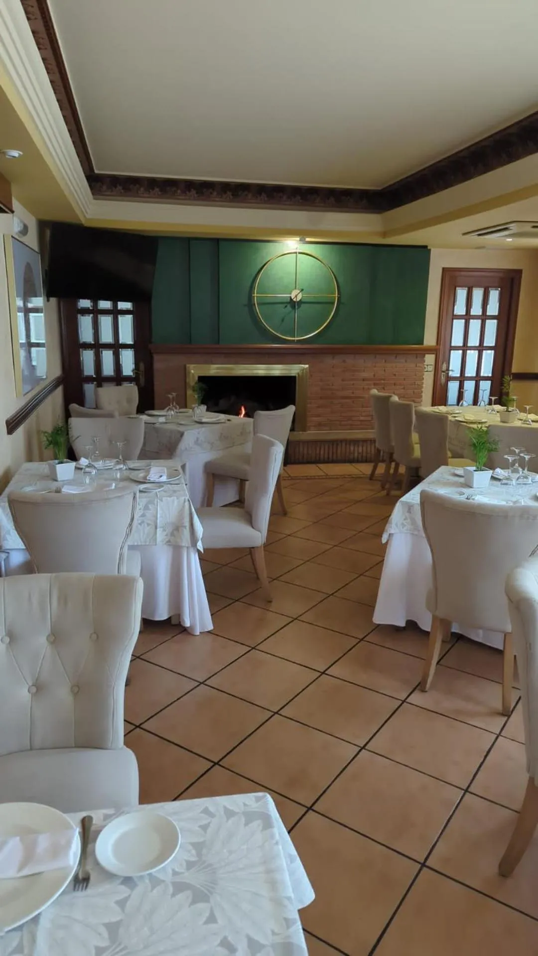 Dining area in Hotel Salvador