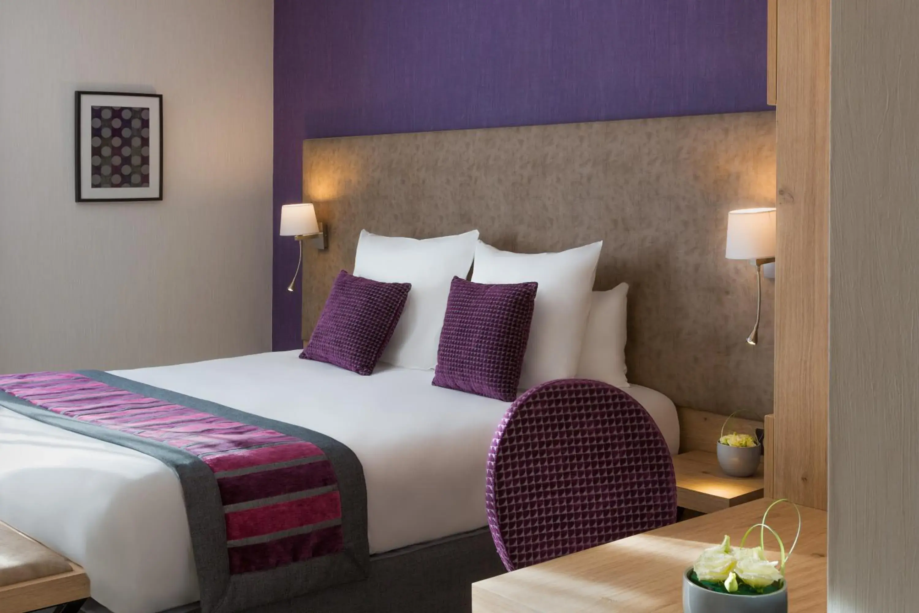 Balcony/Terrace, Bed in Hôtel Le Rive Droite & SPA Balcony/Terrace, Bed in Hôtel Le Rive Droite & SPA