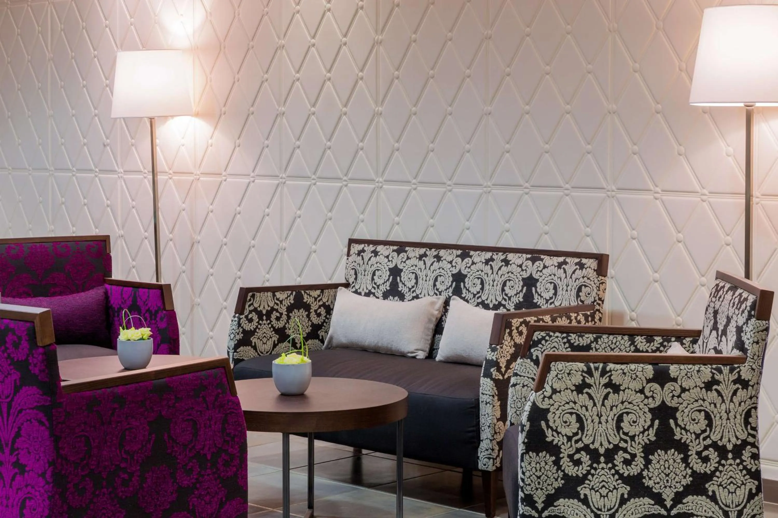 Restaurant/places to eat in Hôtel Le Rive Droite & SPA