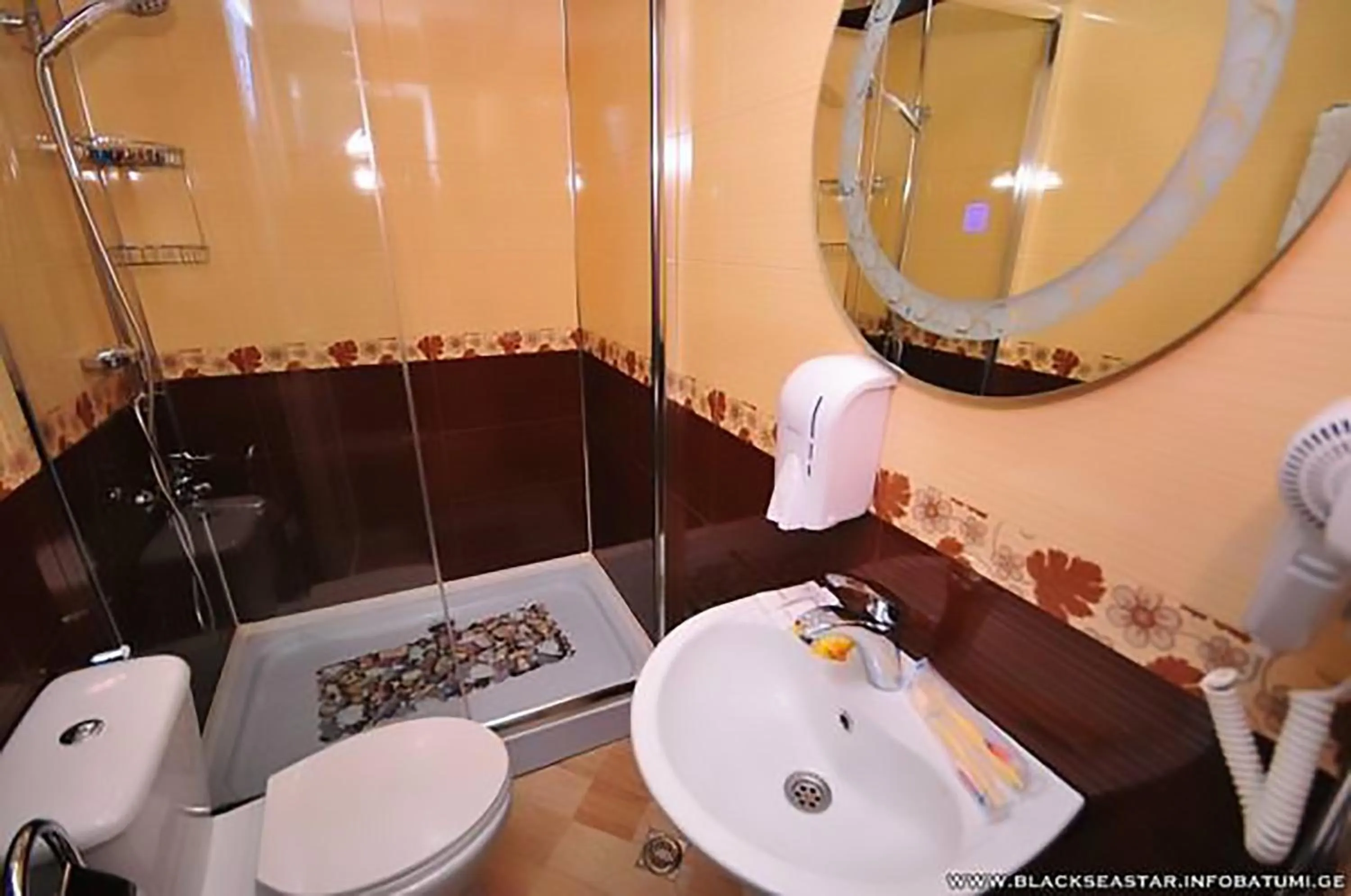 Shower in Black Sea Star Batumi