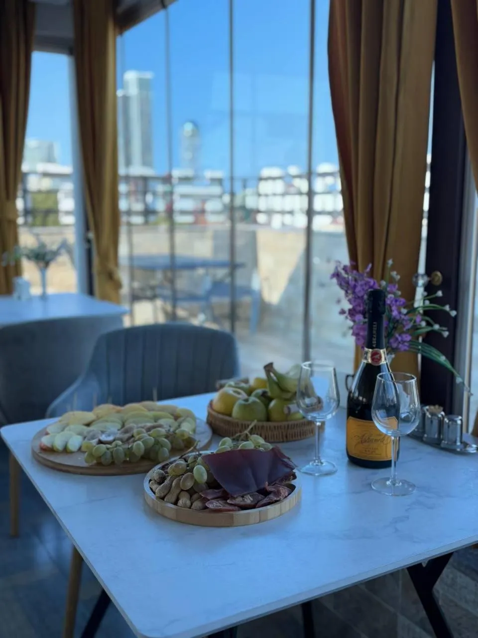 Restaurant/places to eat in Black Sea Star Batumi