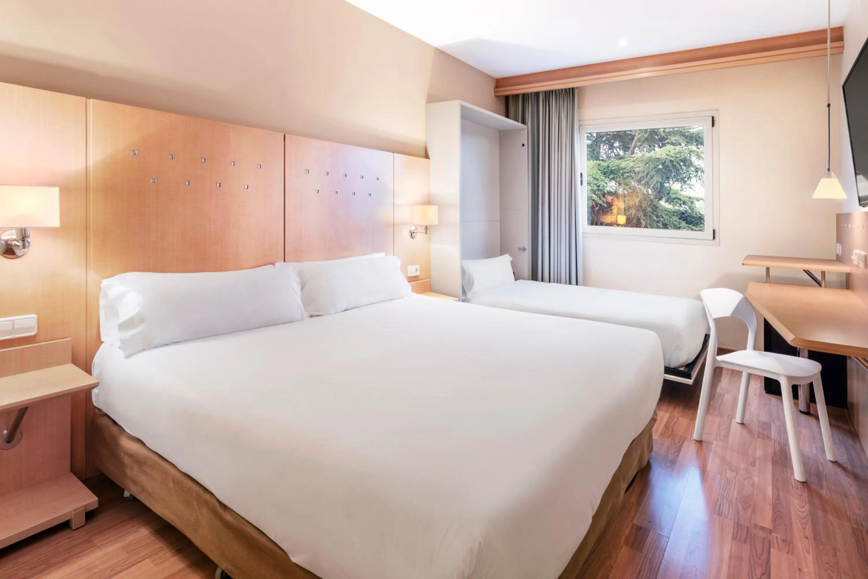 Bed in B&B HOTEL Madrid Arganda