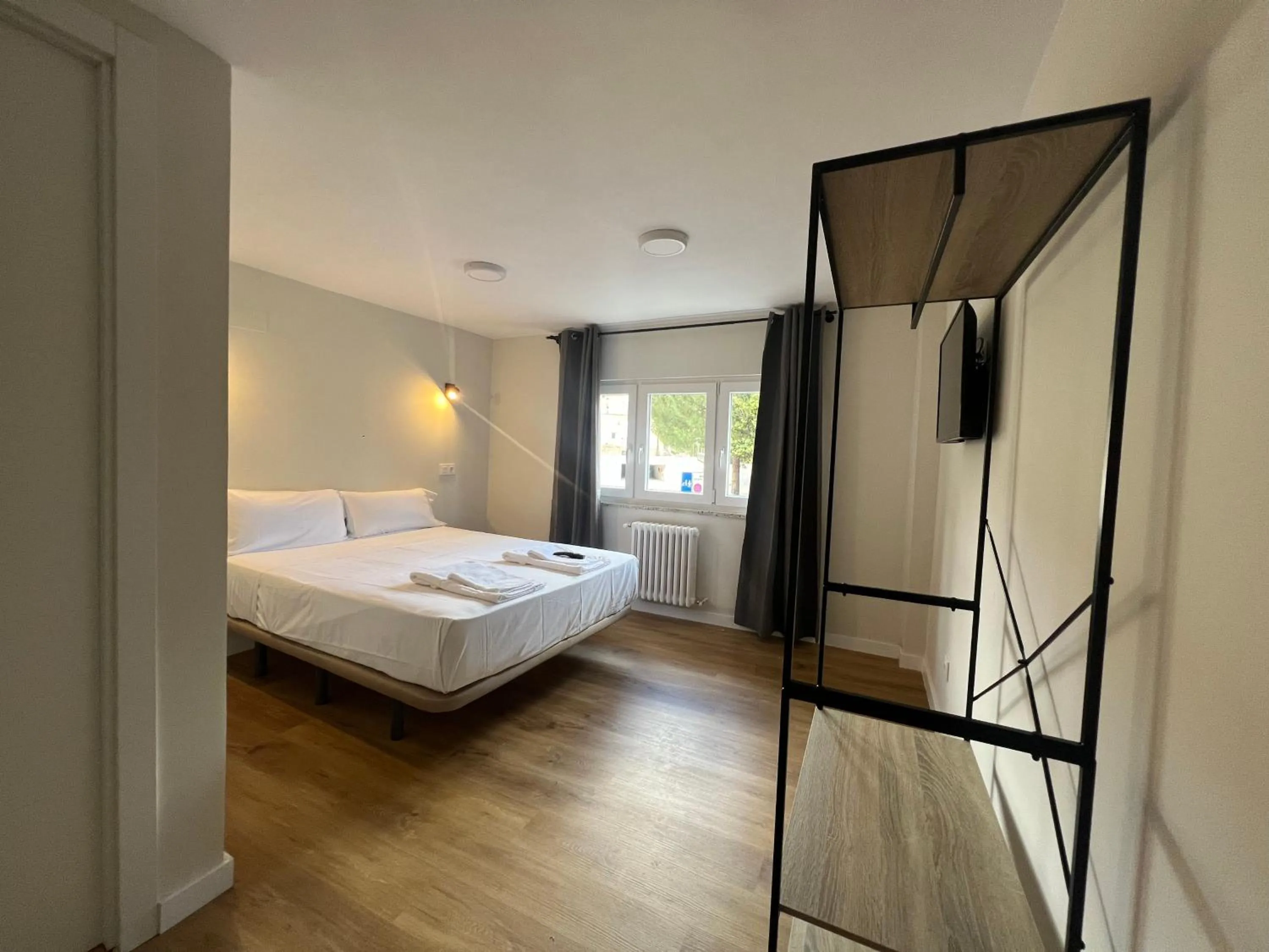 Bedroom, Bed in Hostal Mindanao