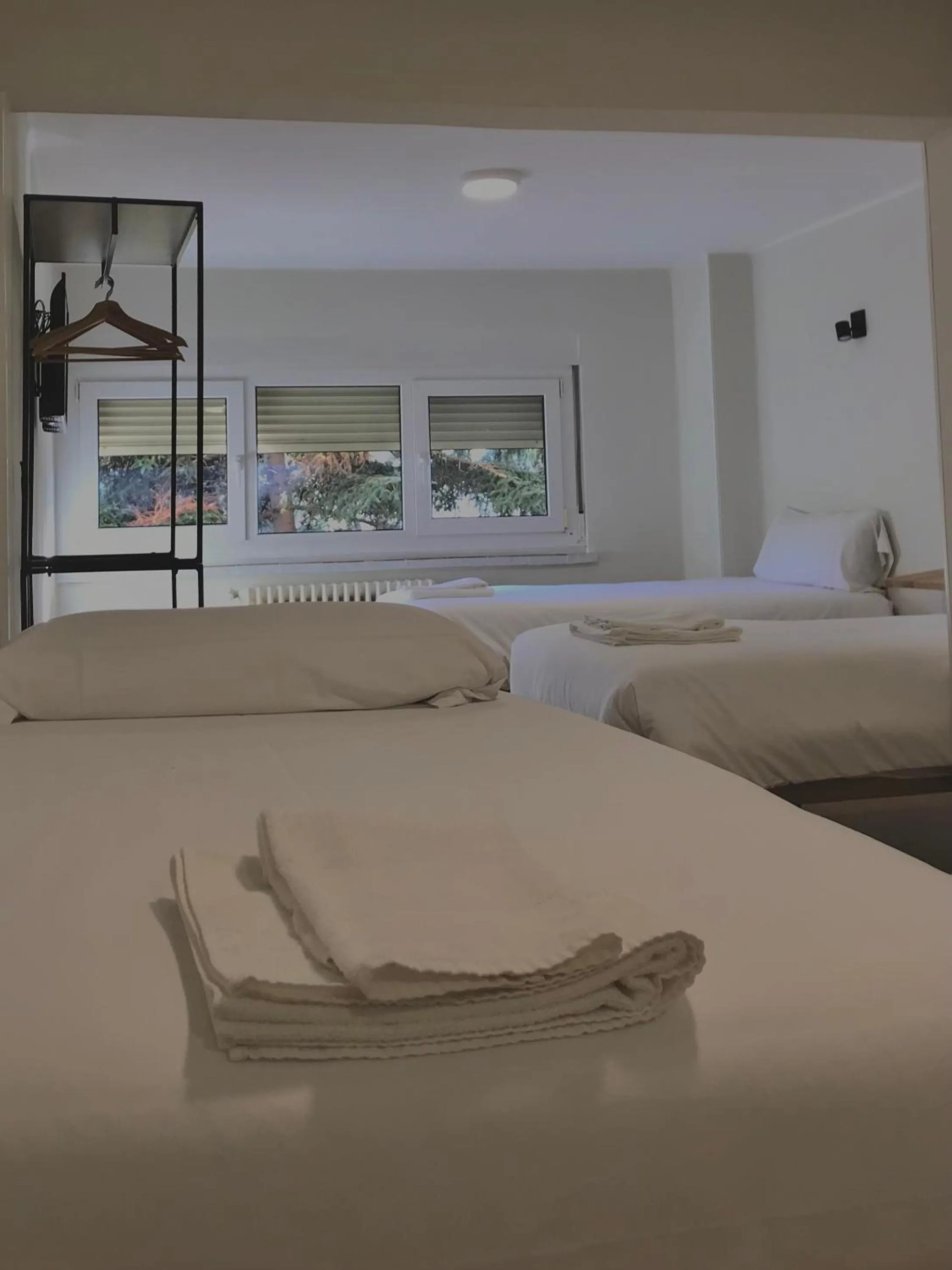 Bedroom, Bed in Hostal Mindanao