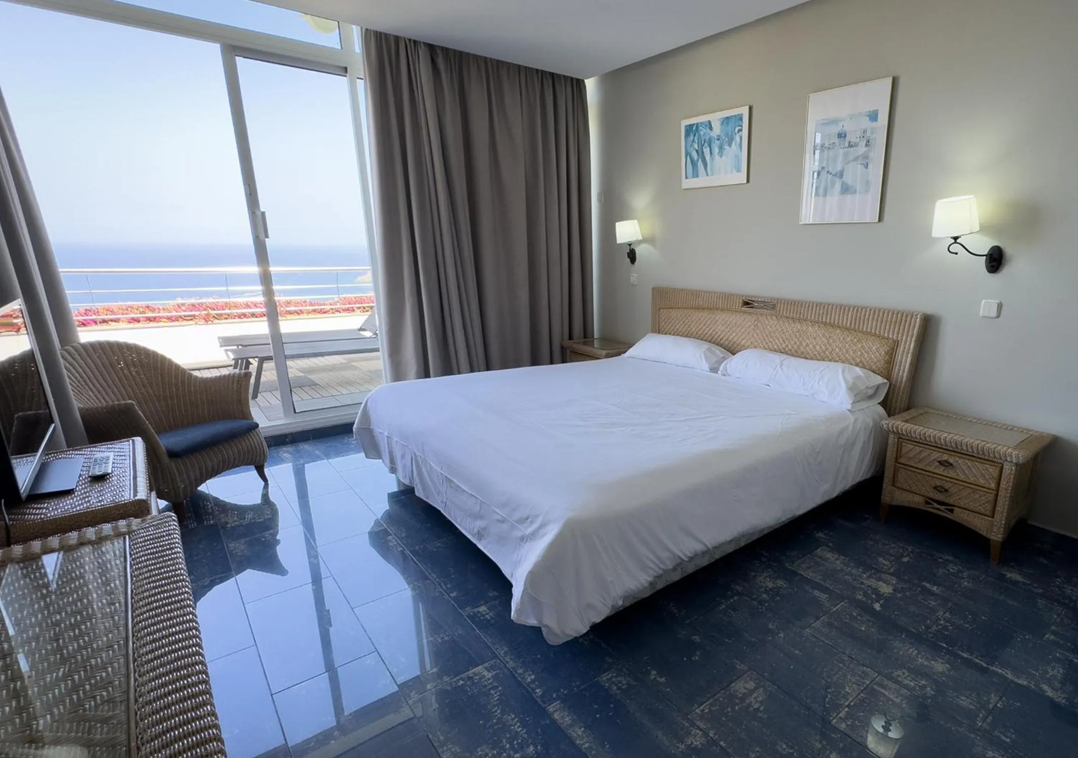 Bed in Holiday Club Jardin Amadores