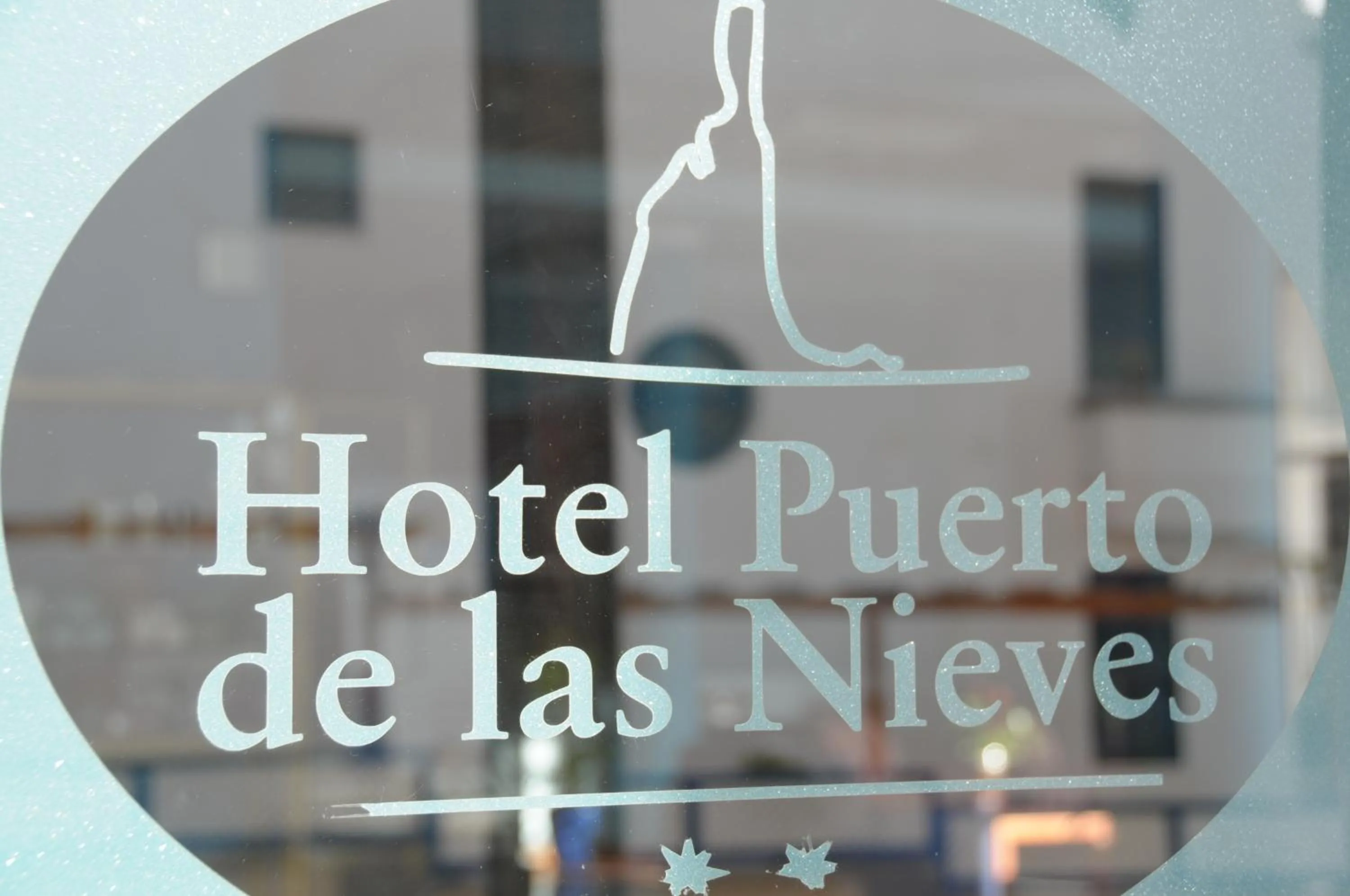 Logo/Certificate/Sign in Hotel Puerto de Las Nieves
