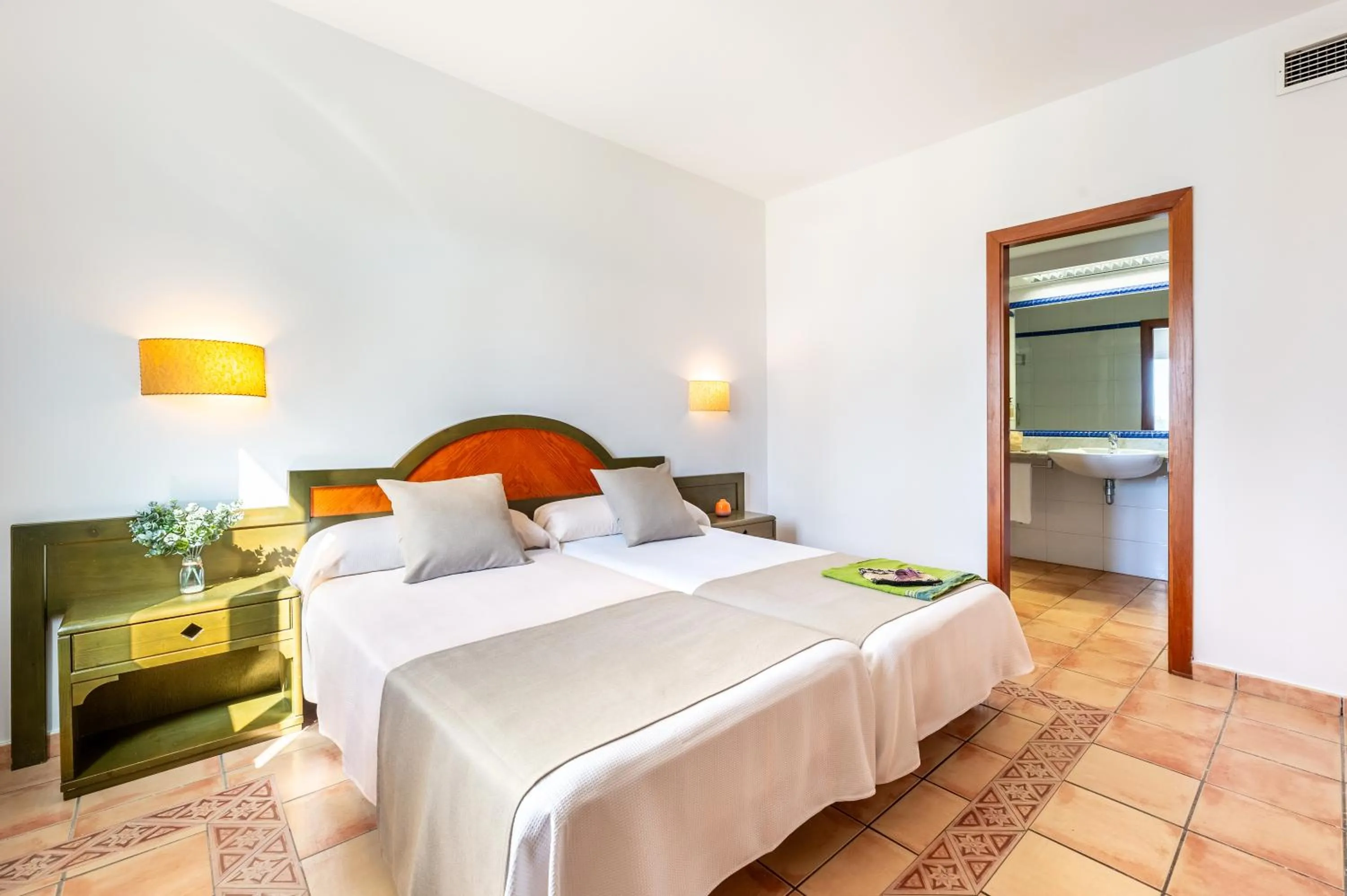 Bedroom, Bed in Vibra Blanc Palace Aparthotel