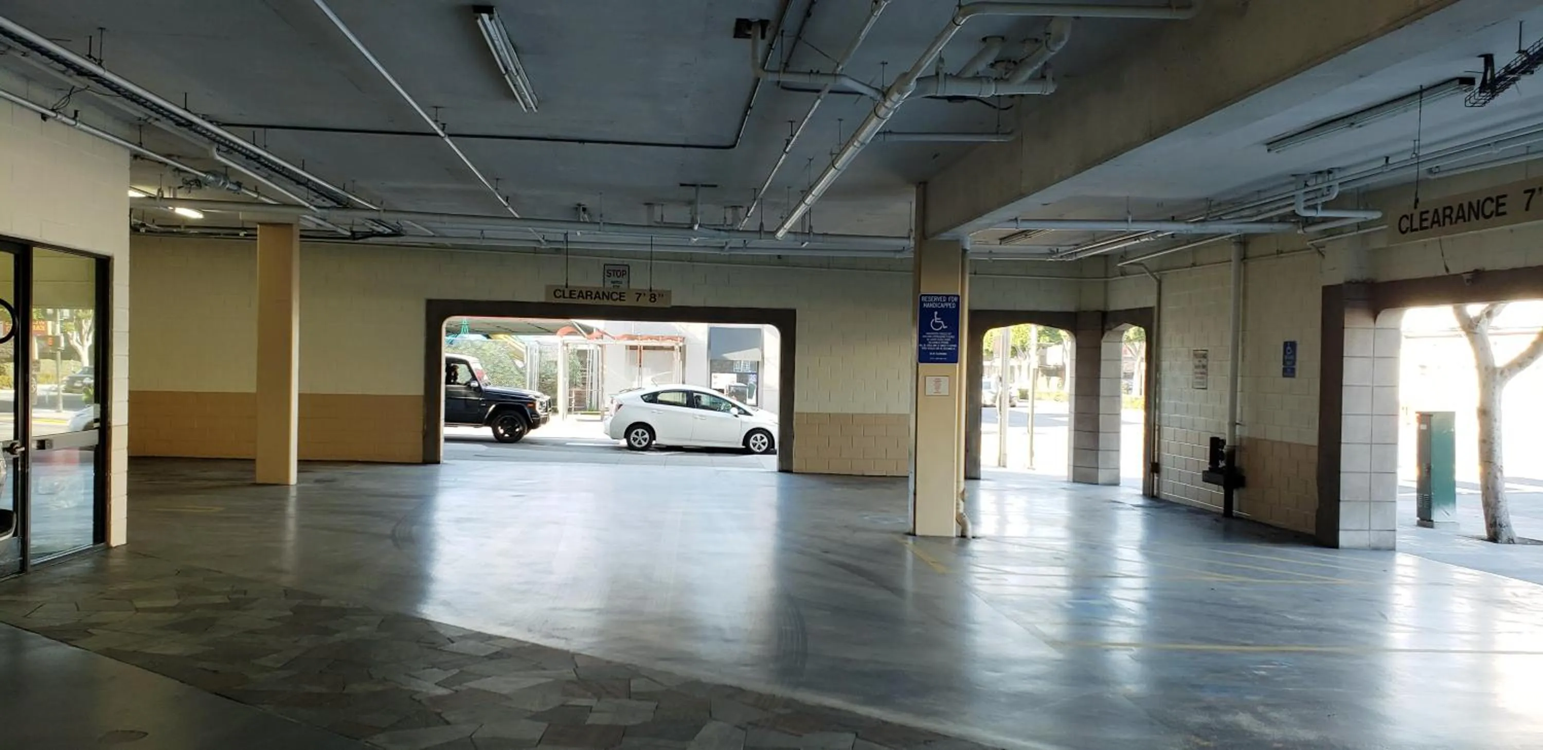 Parking in Chelsea Inn