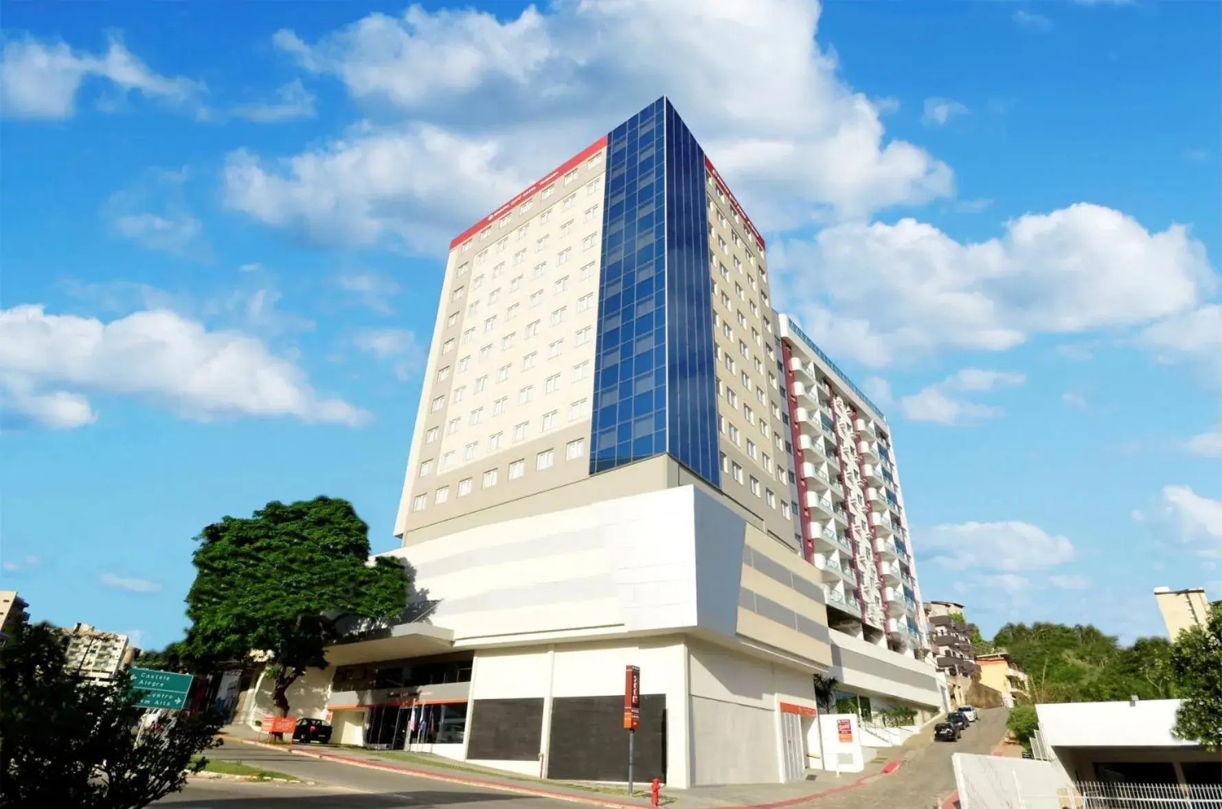 Property building in Easy Hotel Cachoeiro de Itapemirim by Atlantica Property building in Easy Hotel Cachoeiro de Itapemirim by Atlantica